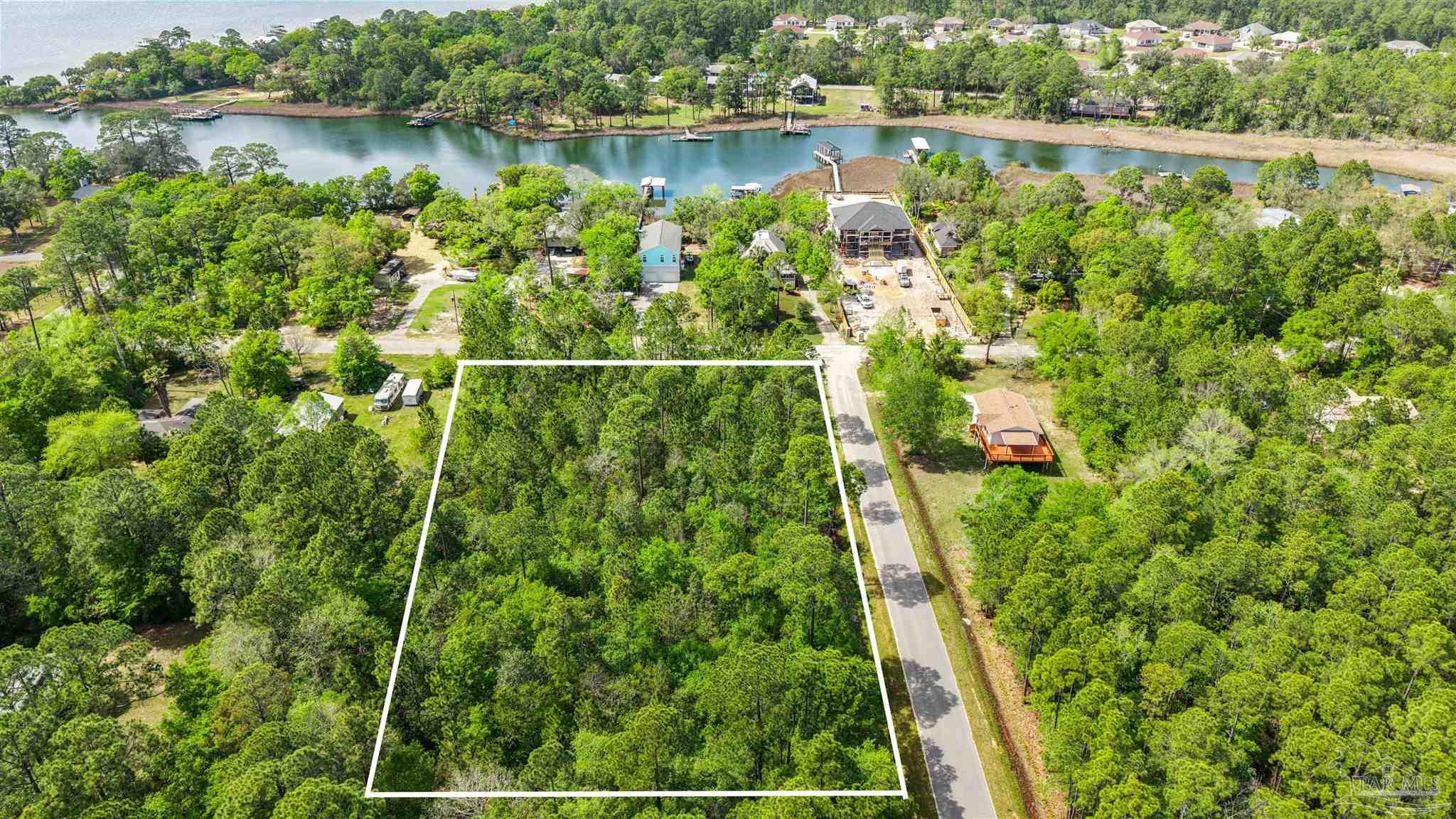 Tanbark Drive Milton FL 32583