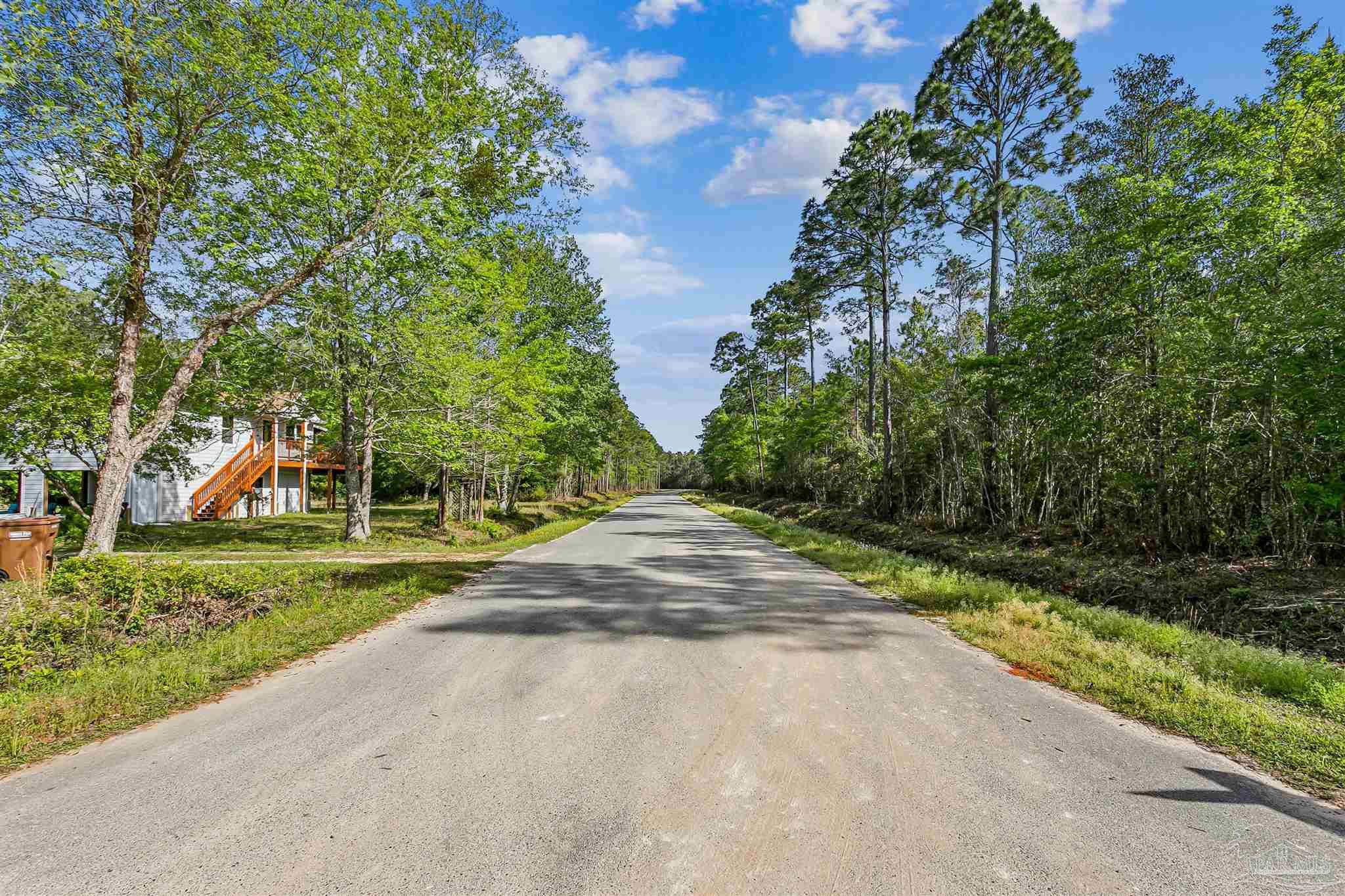 Tanbark Drive Milton FL 32583