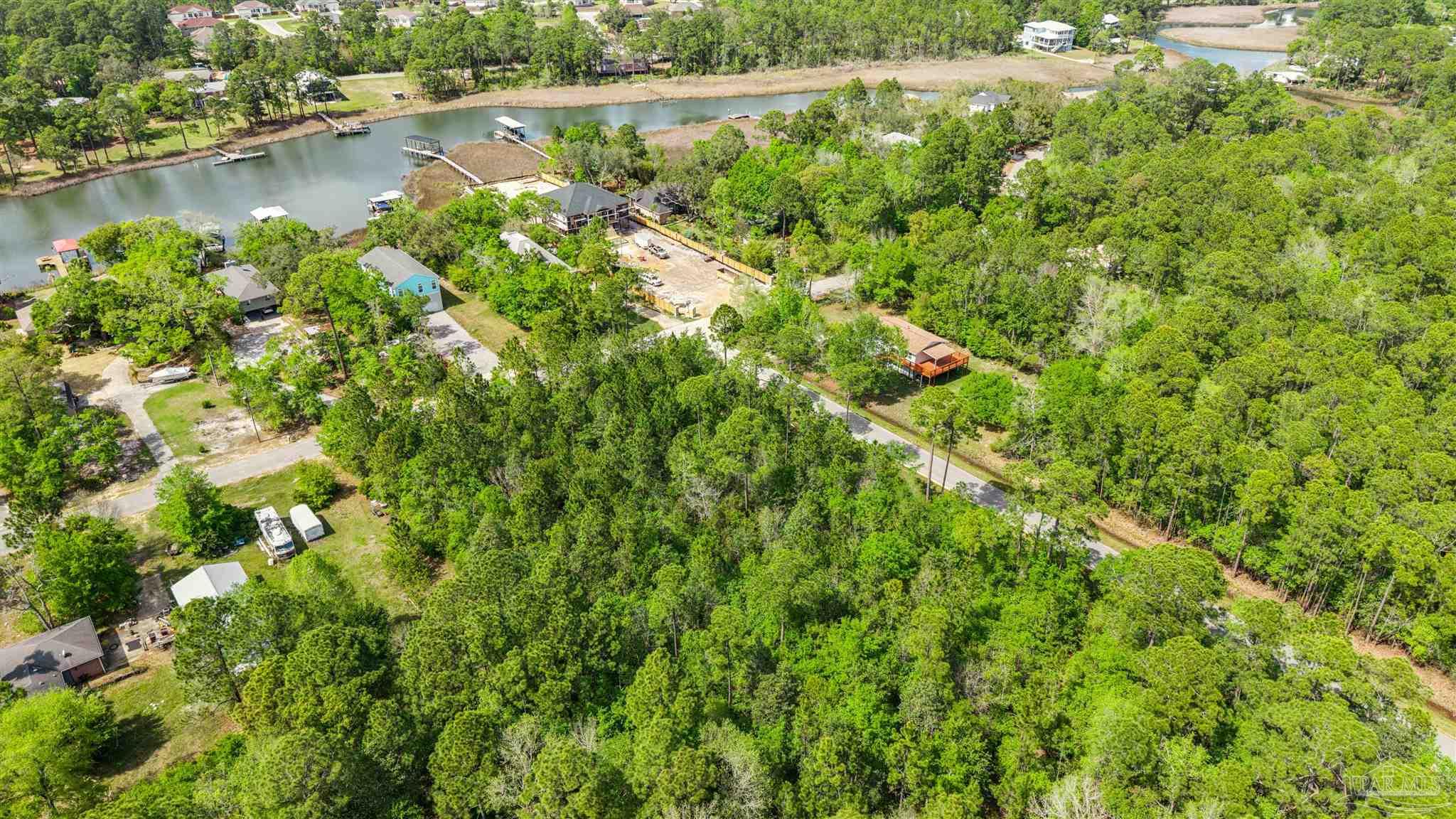 Tanbark Drive Milton FL 32583