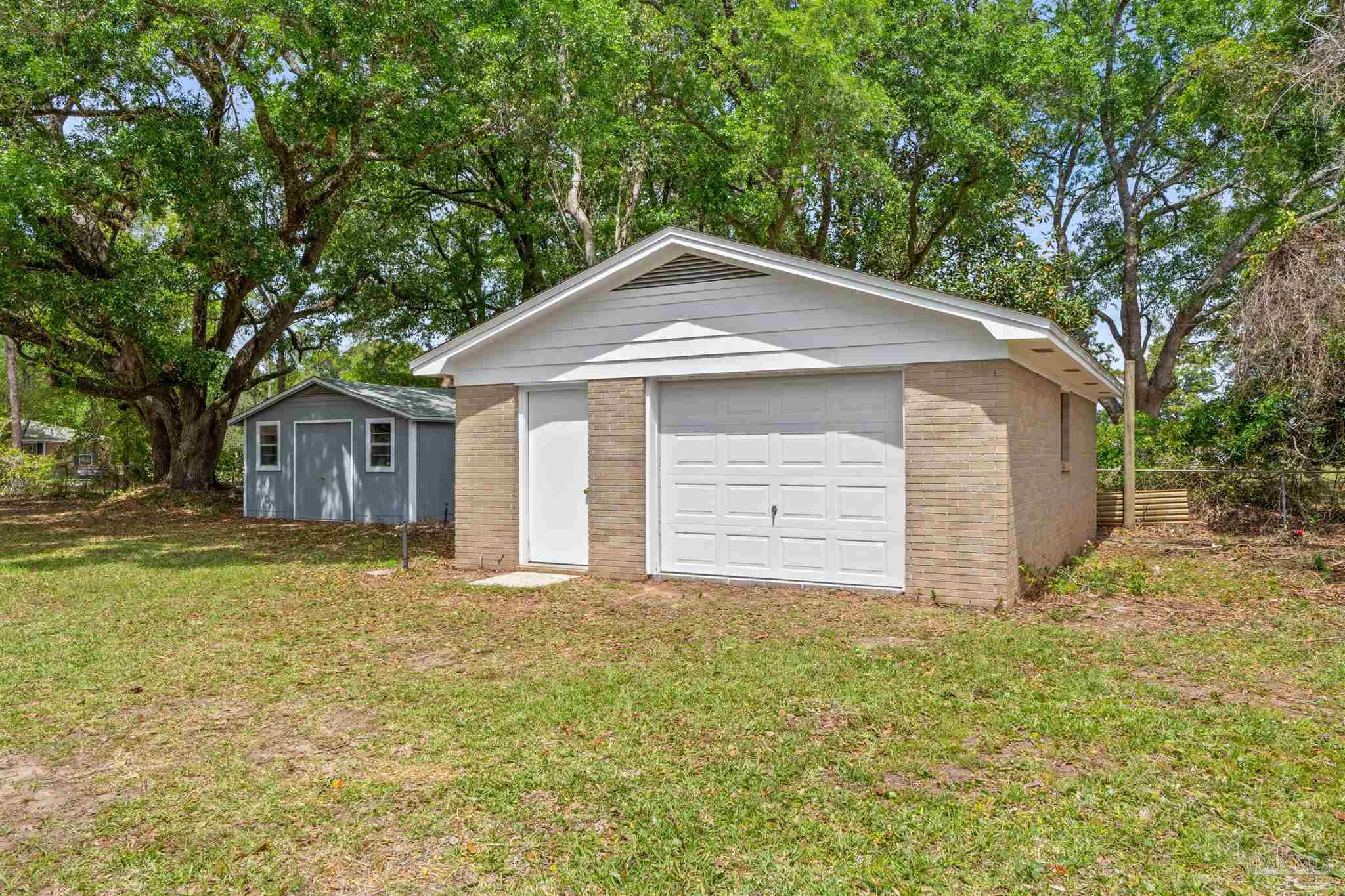 6114 Confederate Drive Pensacola FL 32503