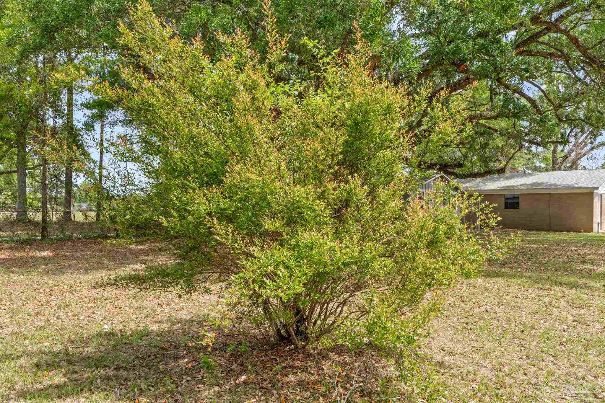 6114 Confederate Drive Pensacola FL 32503