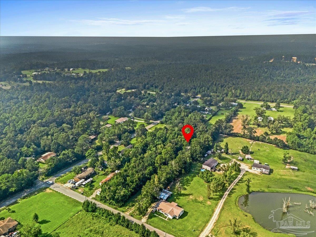 186 Desoto Road Cantonment FL 32533