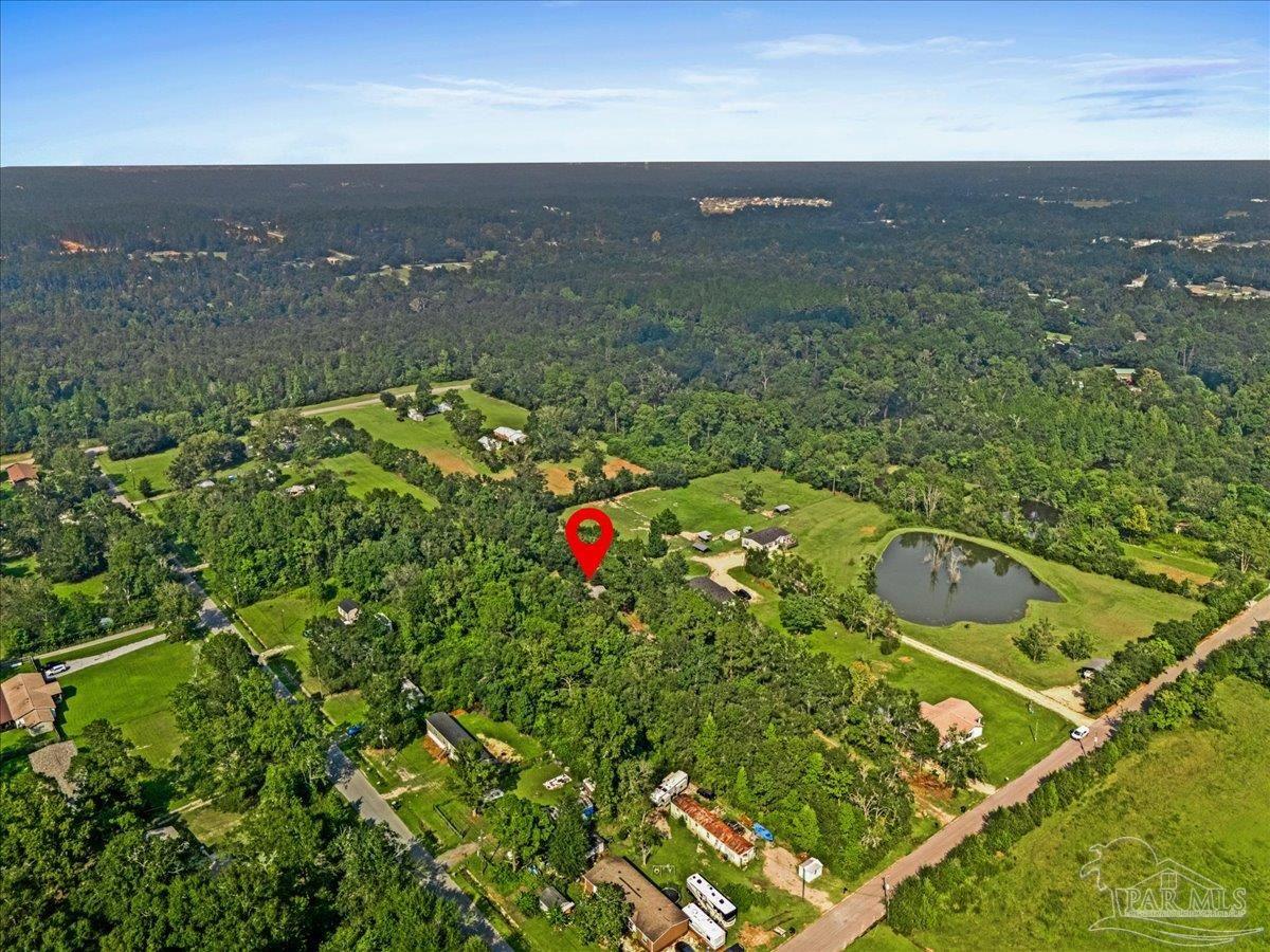 186 Desoto Road Cantonment FL 32533