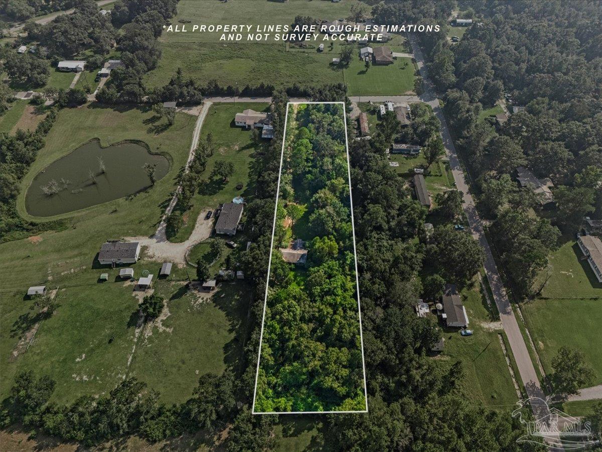 186 Desoto Road Cantonment FL 32533
