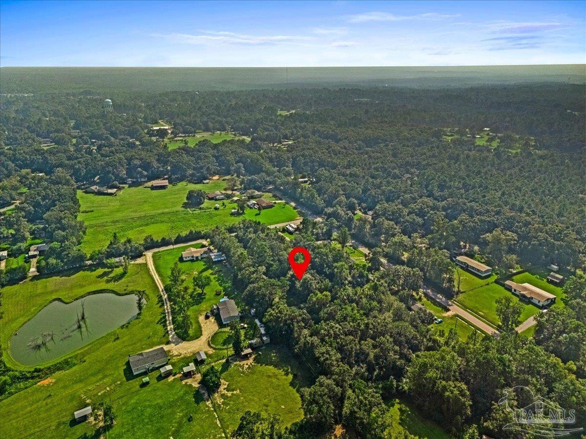 186 Desoto Road Cantonment FL 32533