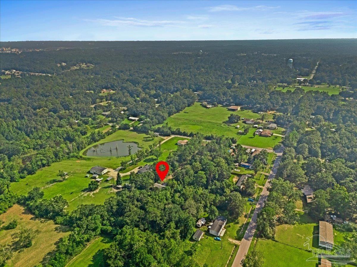 186 Desoto Road Cantonment FL 32533