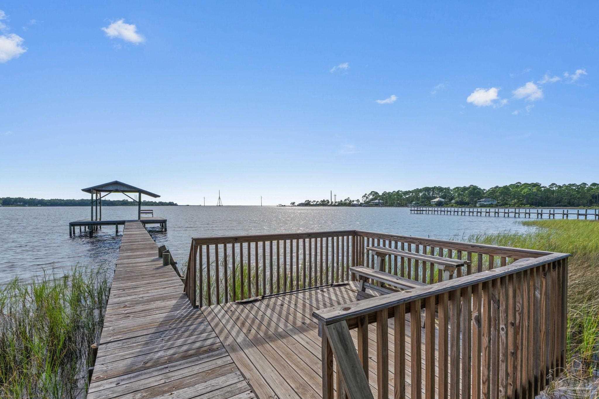 7107 Wells Avenue Navarre FL 32566