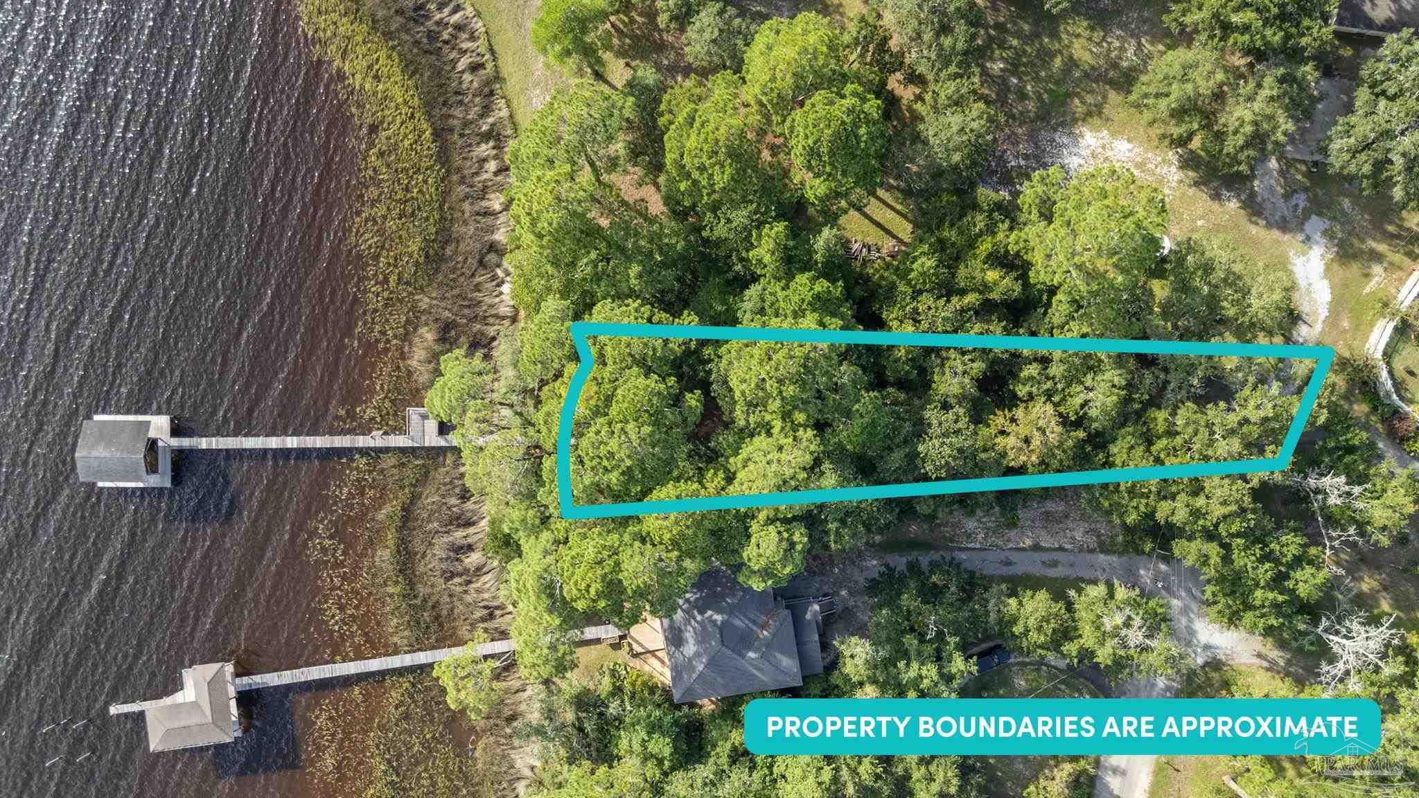 7107 Wells Avenue Navarre FL 32566