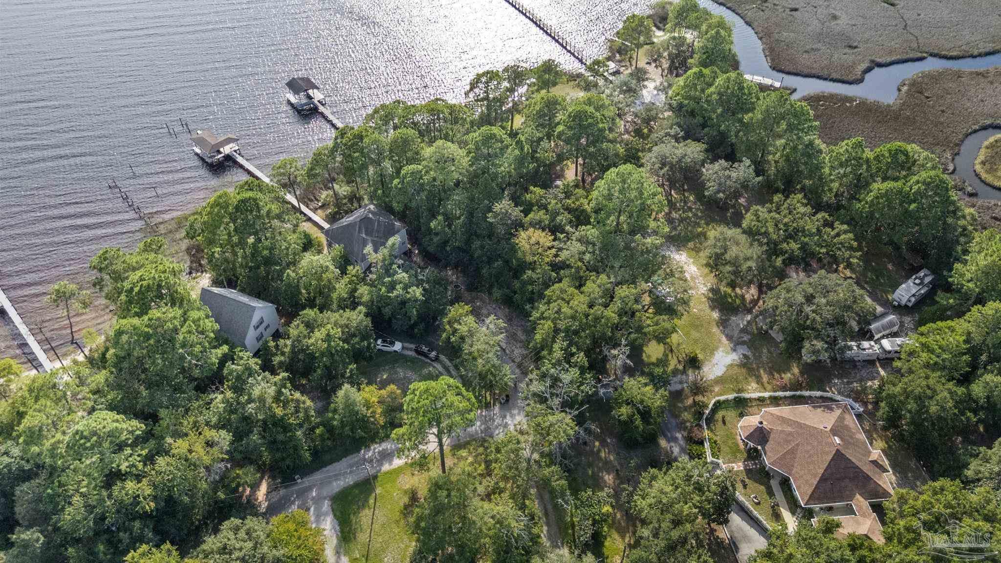 7107 Wells Avenue Navarre FL 32566