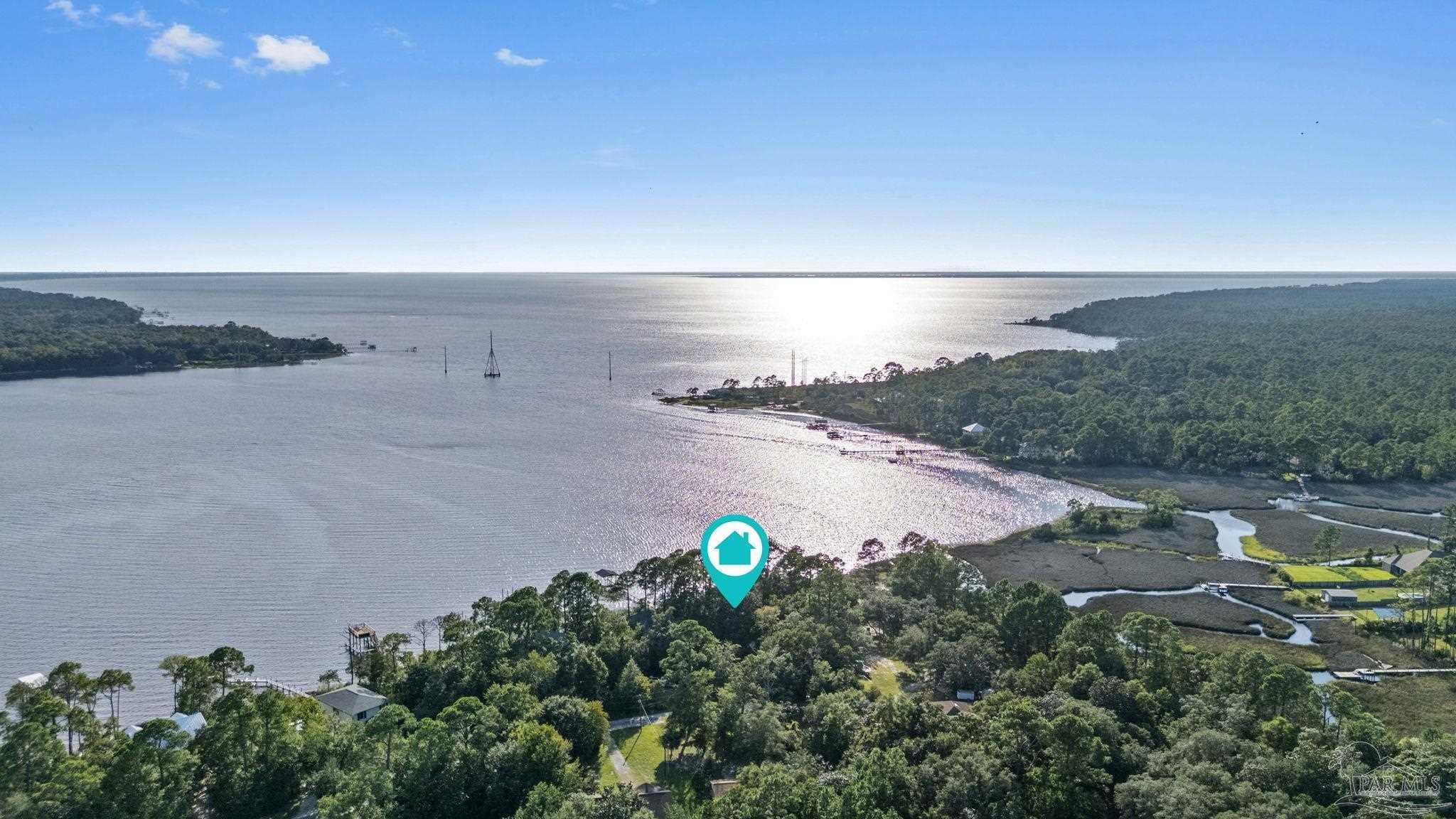 7107 Wells Avenue Navarre FL 32566