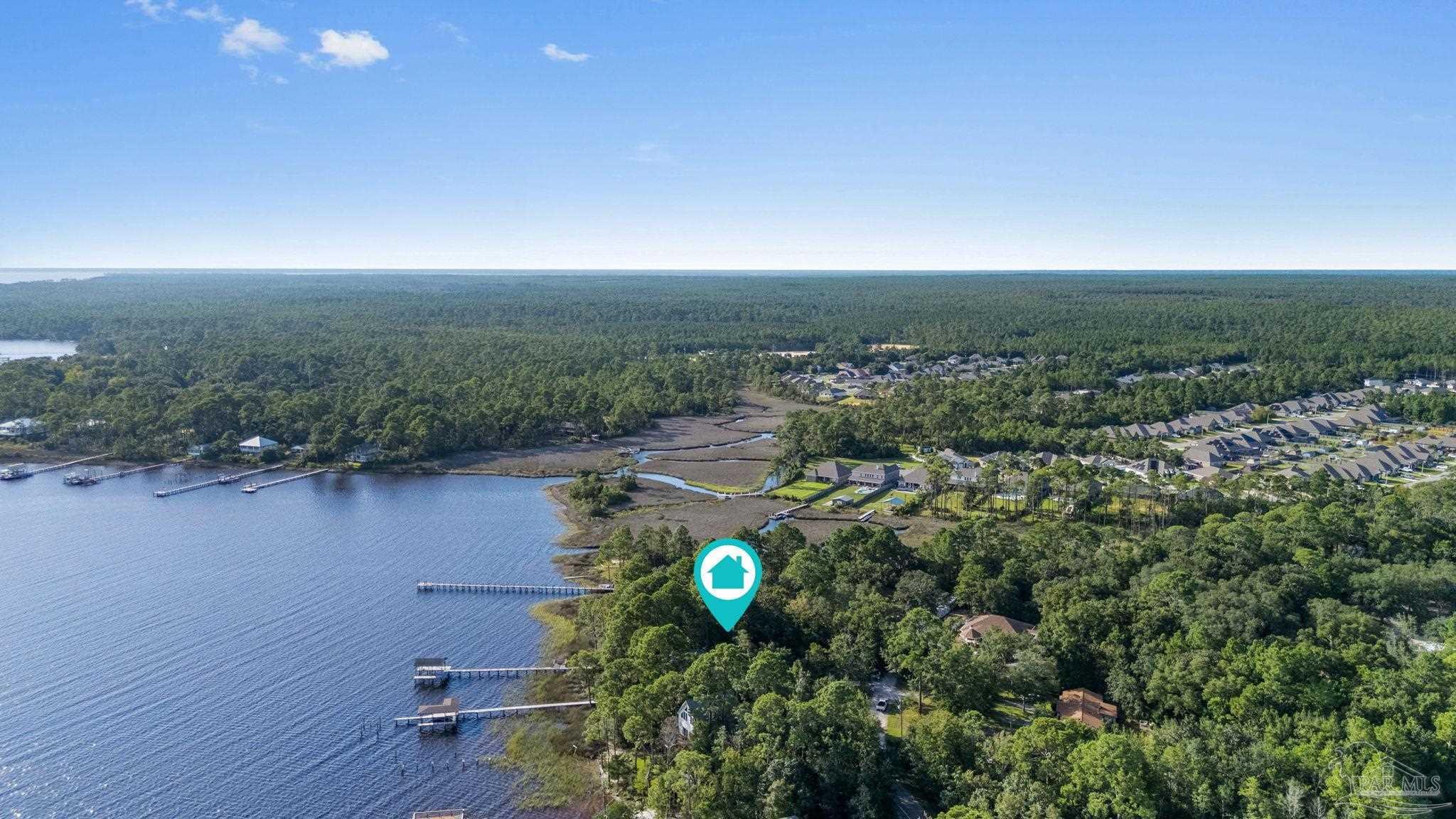 7107 Wells Avenue Navarre FL 32566