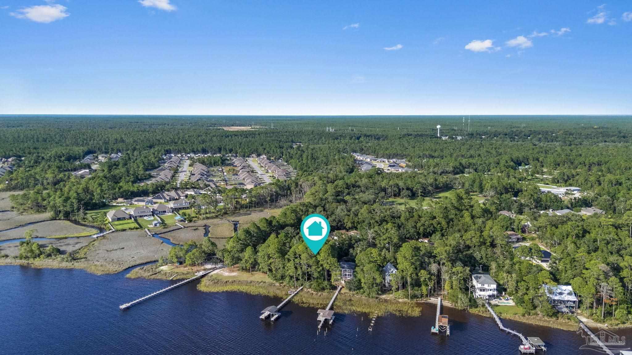 7107 Wells Avenue Navarre FL 32566