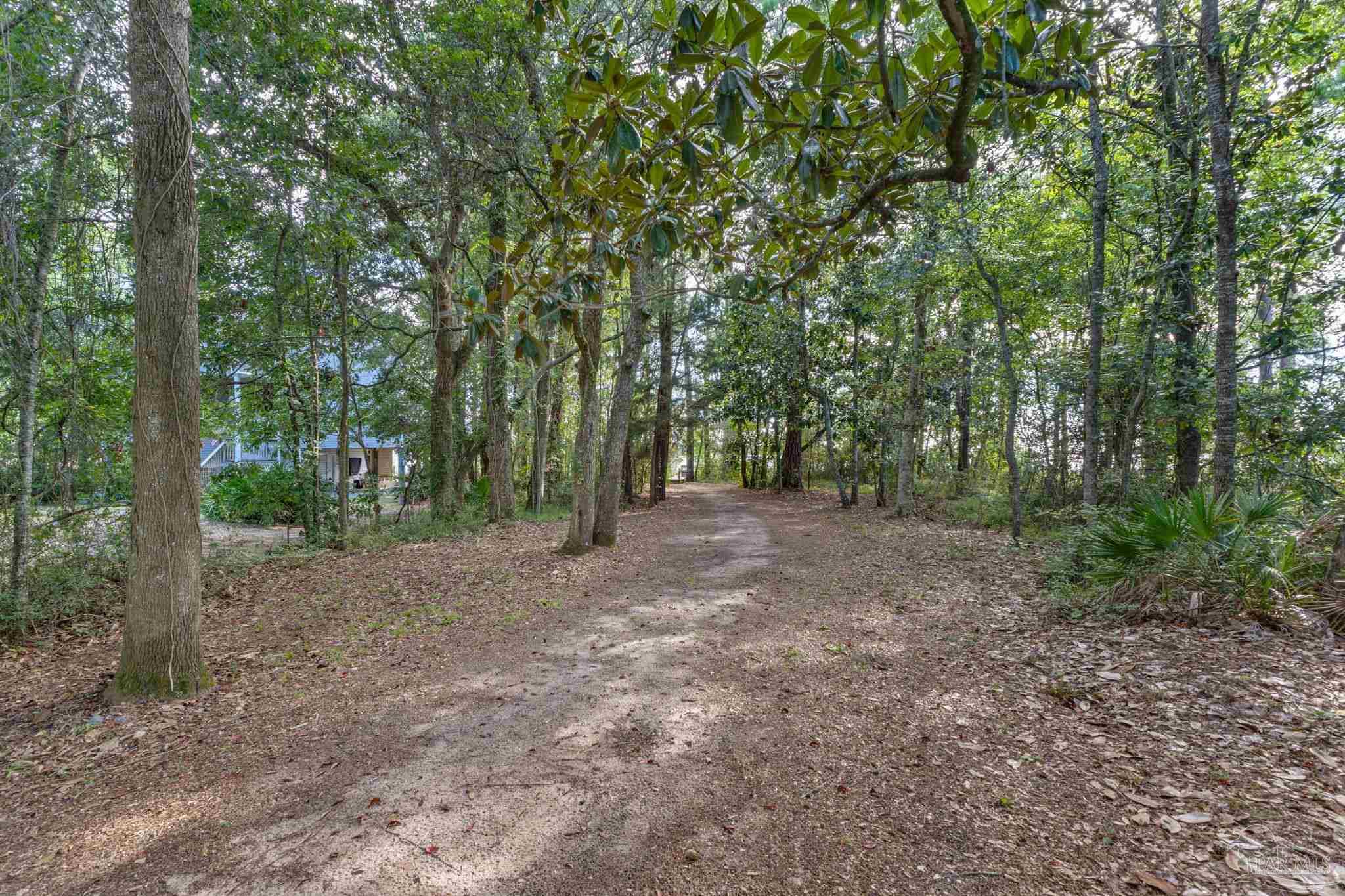 7107 Wells Avenue Navarre FL 32566