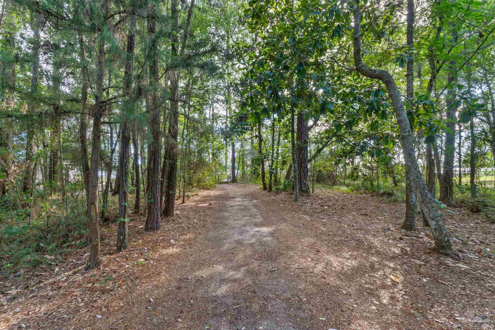 7107 Wells Avenue Navarre FL 32566
