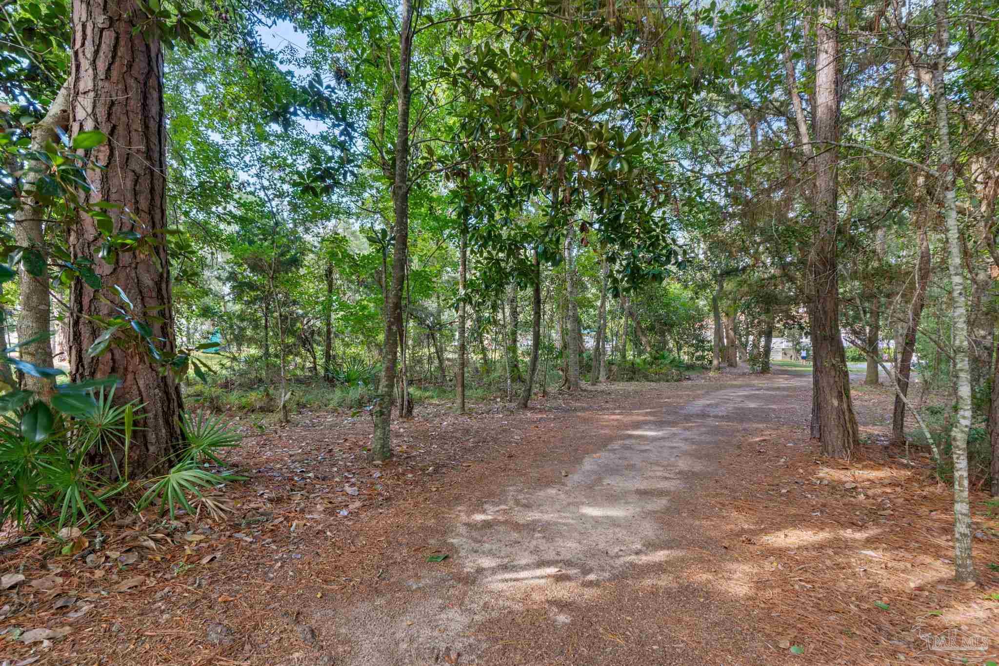 7107 Wells Avenue Navarre FL 32566