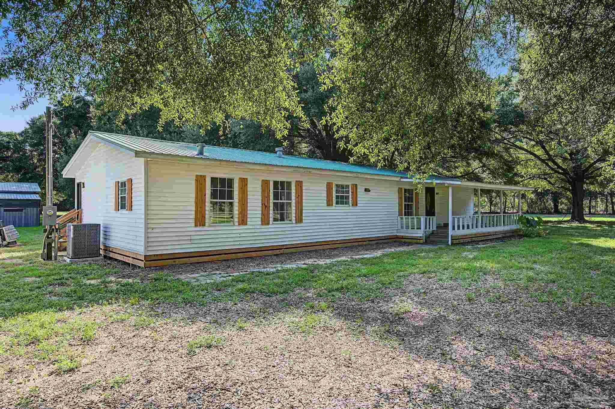 12400 Wildlife Road Holt FL 32564