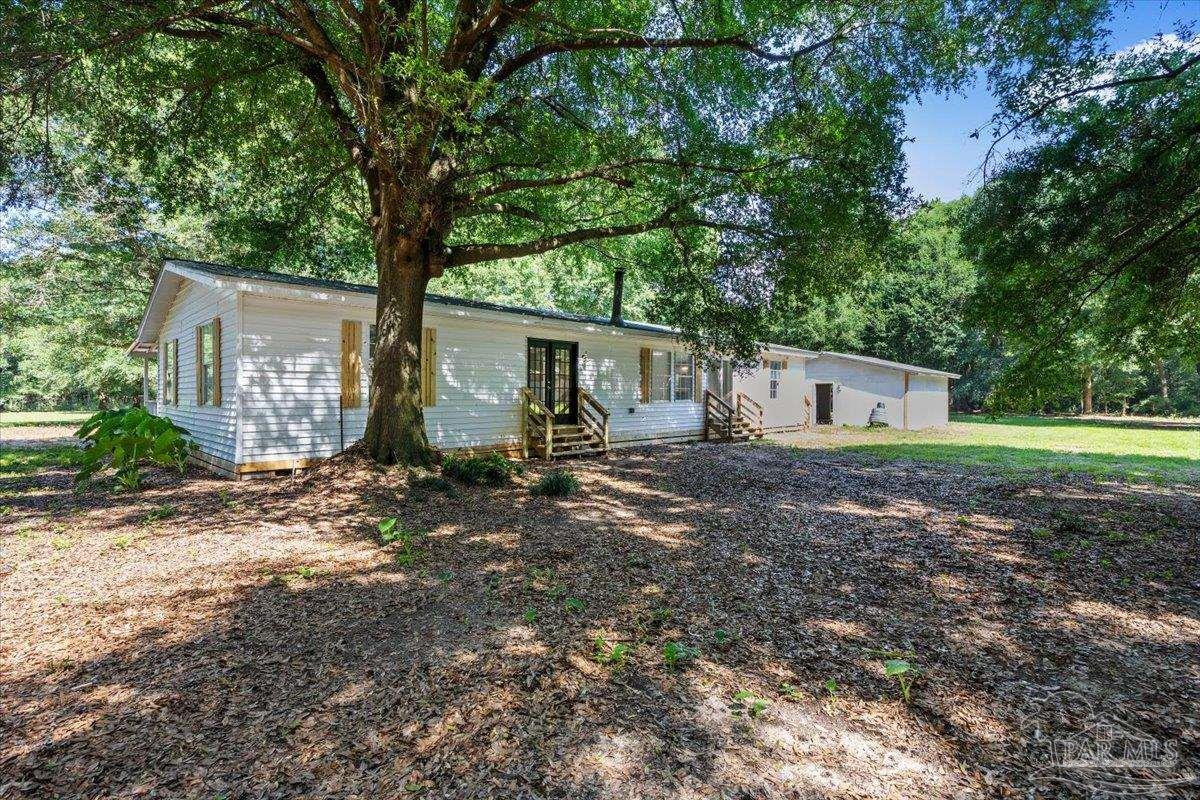 12400 Wildlife Road Holt FL 32564