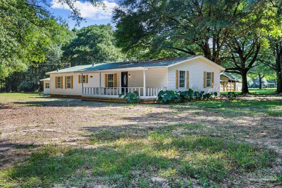 12400 Wildlife Road Holt FL 32564