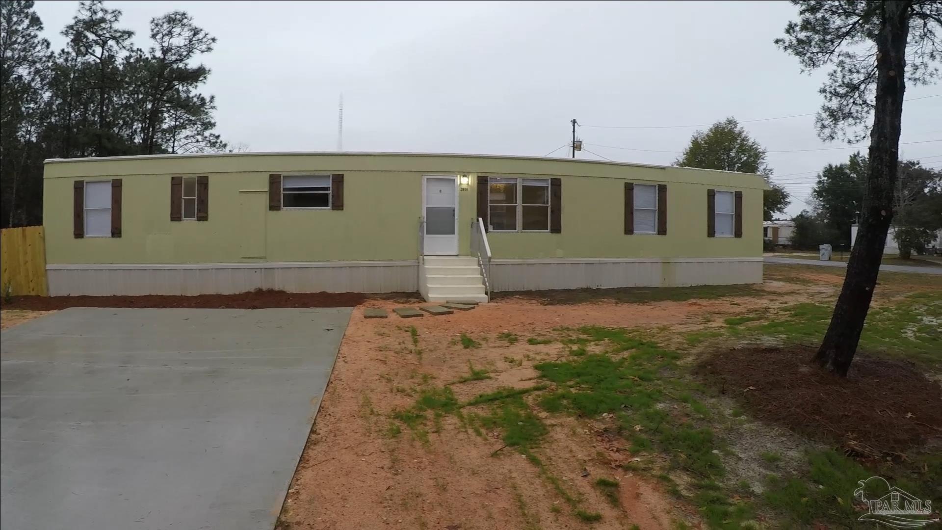 2015 America Avenue Gulf Breeze FL 32563