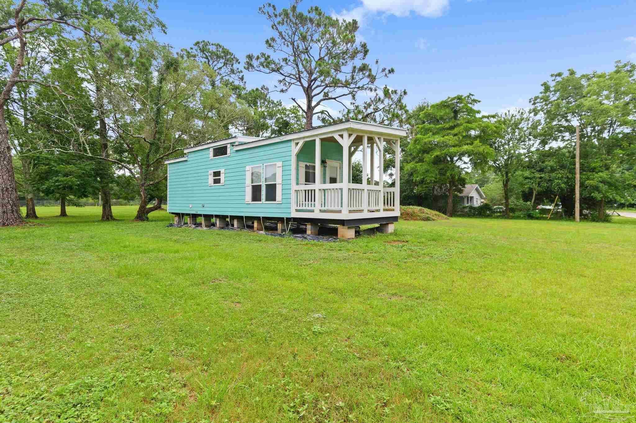 9437 Gulf Beach Highway Pensacola FL 32507