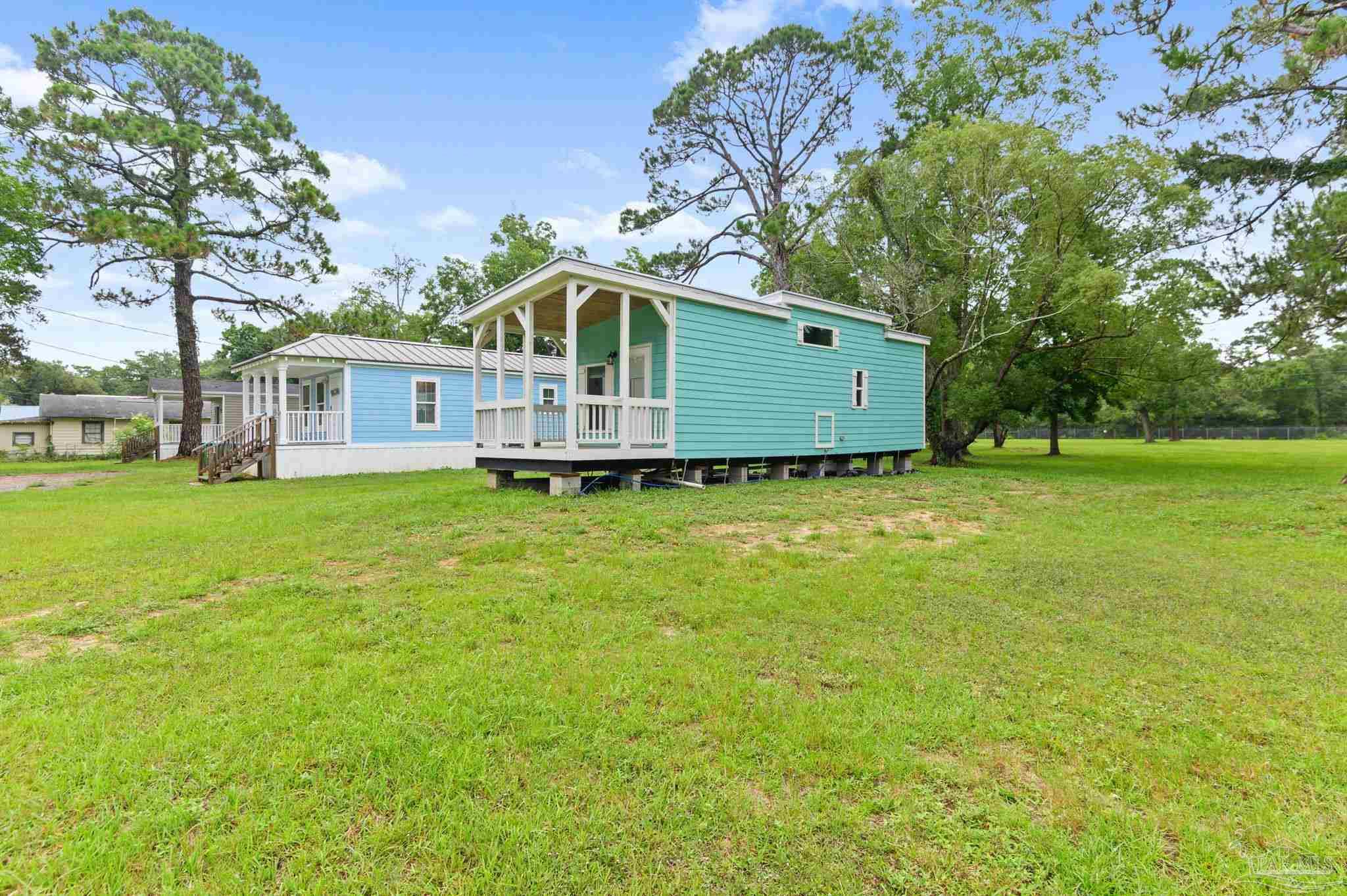 9437 Gulf Beach Highway Pensacola FL 32507
