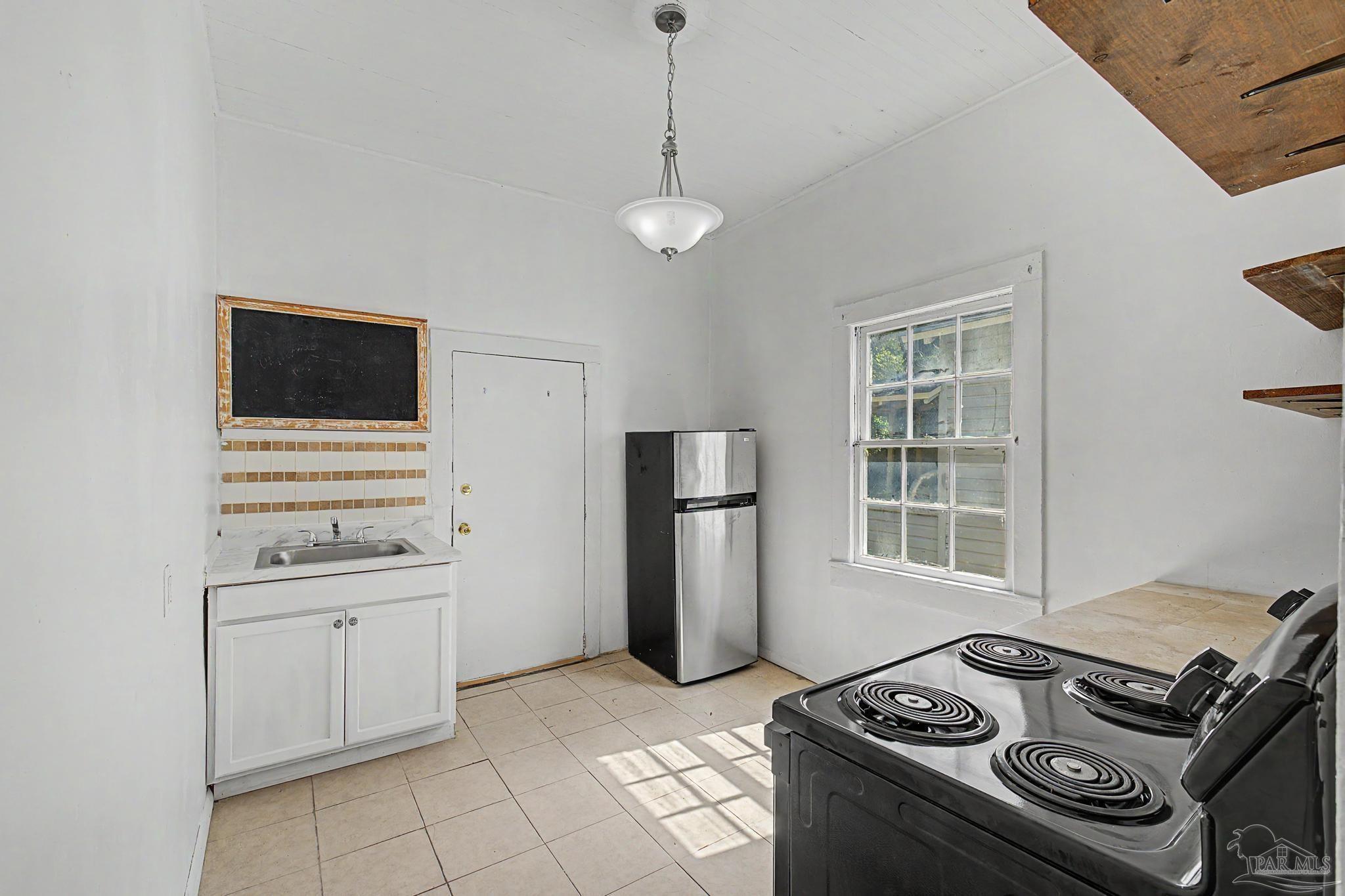 710 W Chase St # 712 Pensacola FL 32502