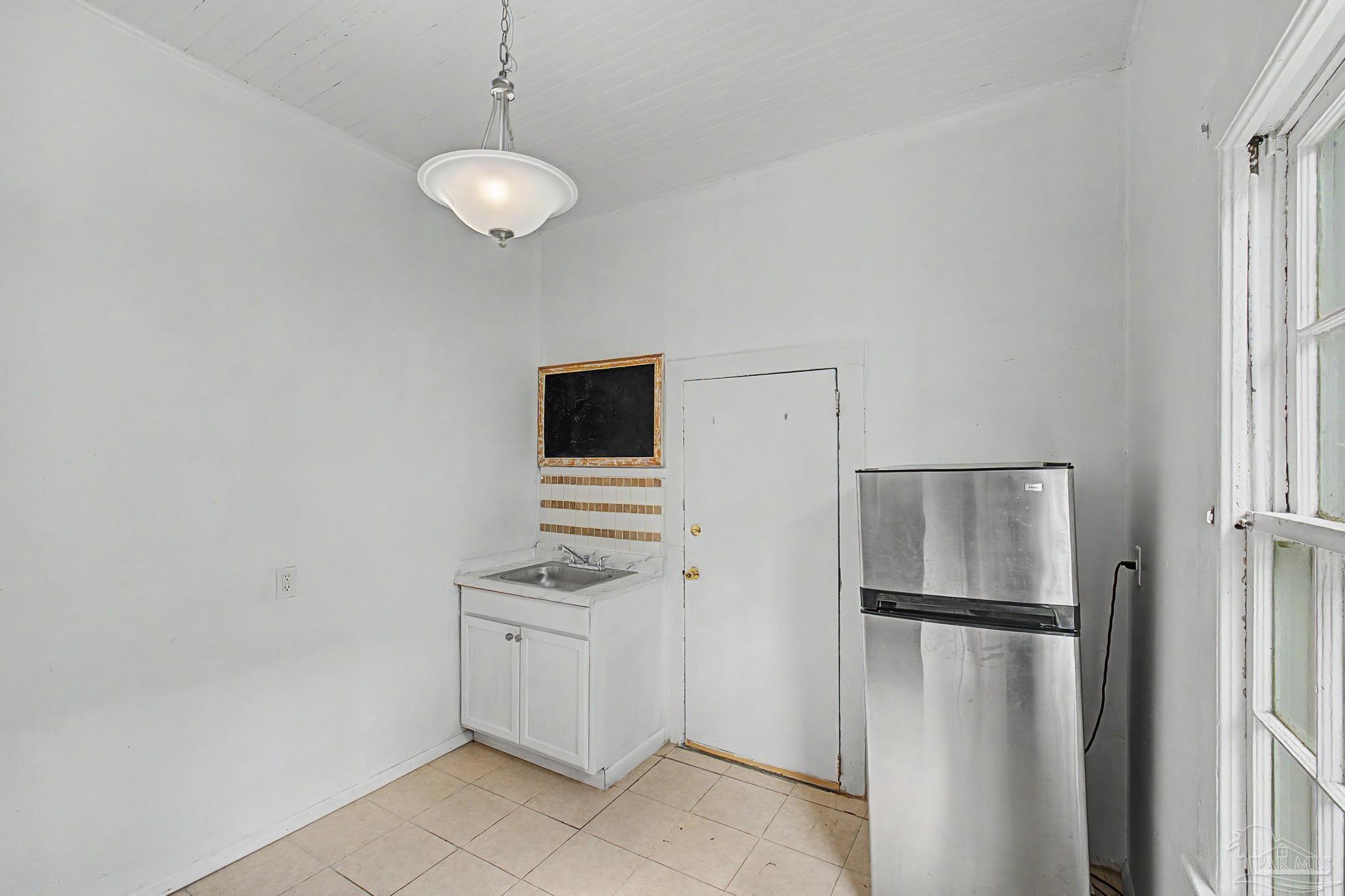 710 W Chase St # 712 Pensacola FL 32502