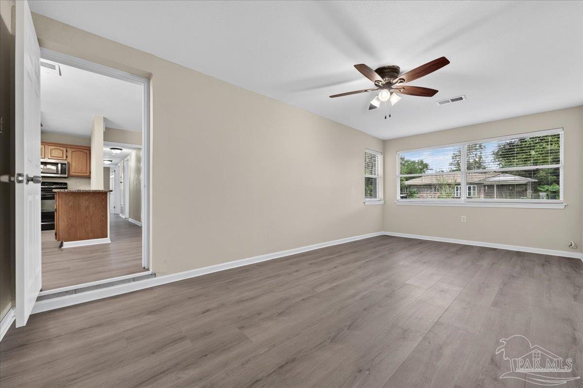5 Benton Road Pensacola FL 32506