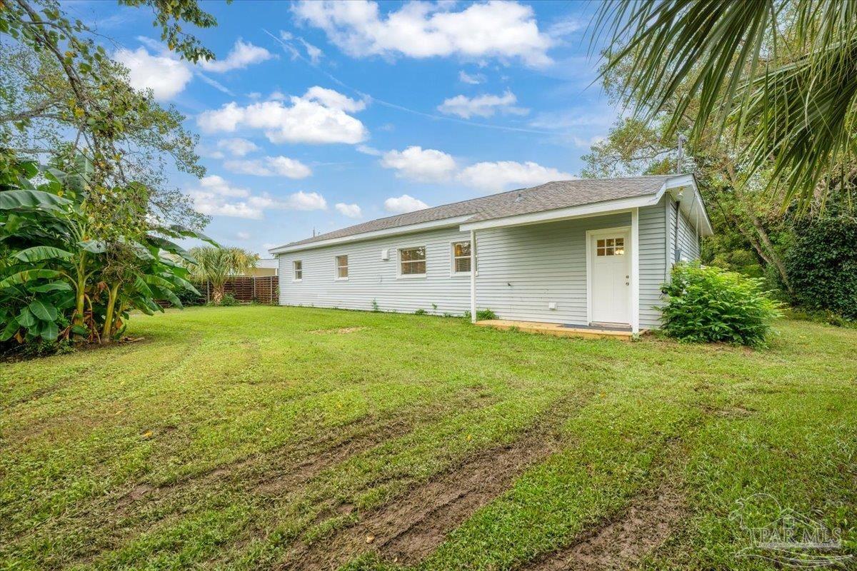5 Benton Road Pensacola FL 32506