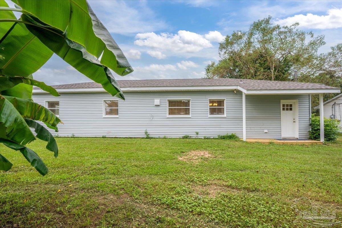 5 Benton Road Pensacola FL 32506