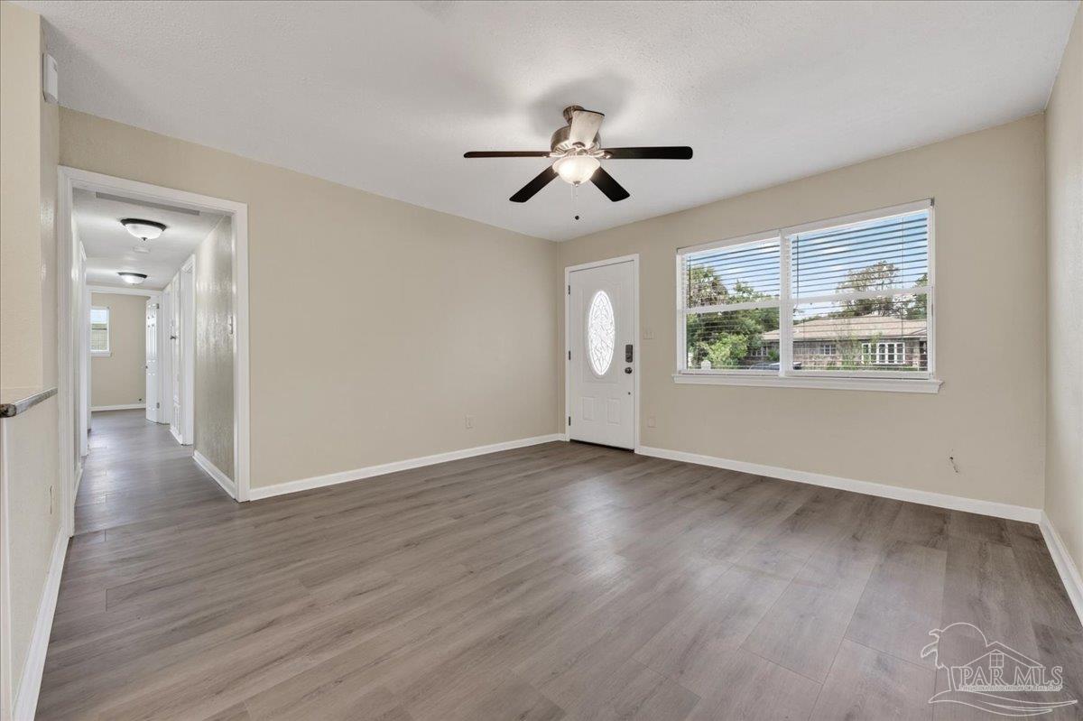 5 Benton Road Pensacola FL 32506