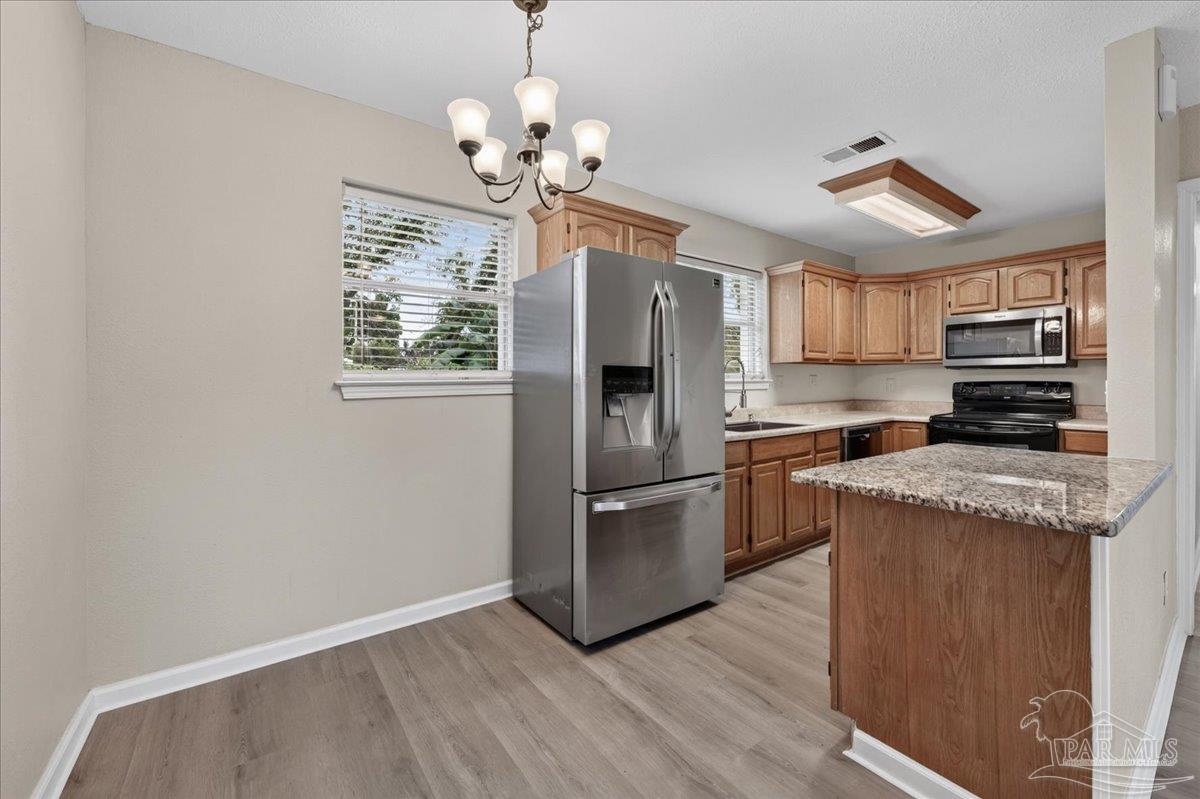 5 Benton Road Pensacola FL 32506