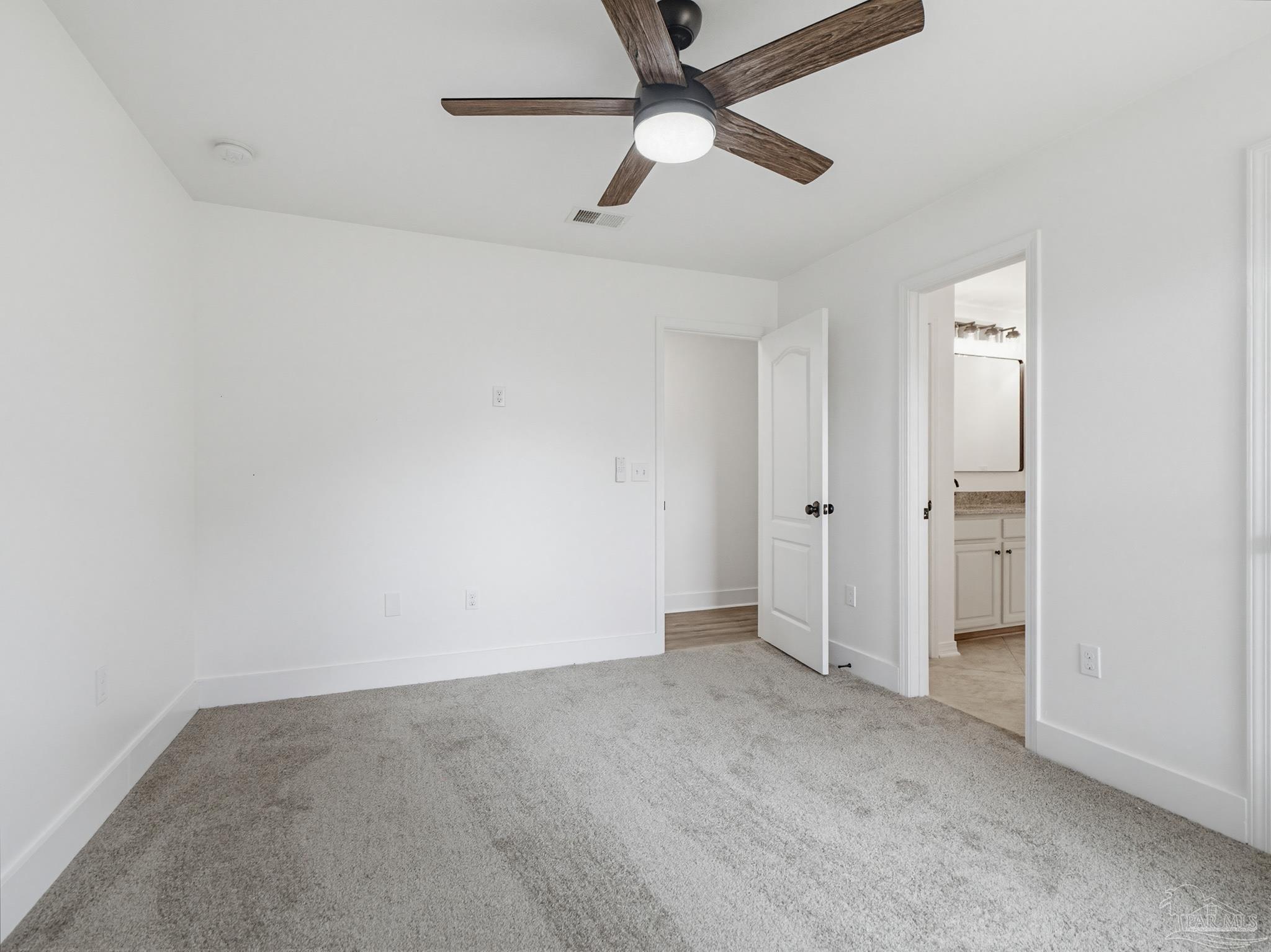 2430 Cove Road Navarre FL 32566