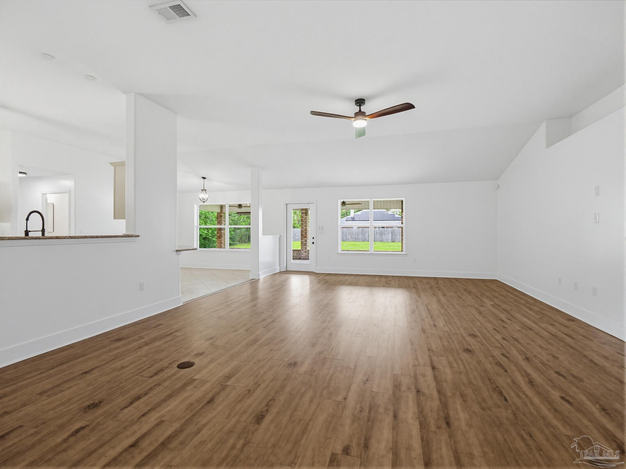 2430 Cove Road Navarre FL 32566
