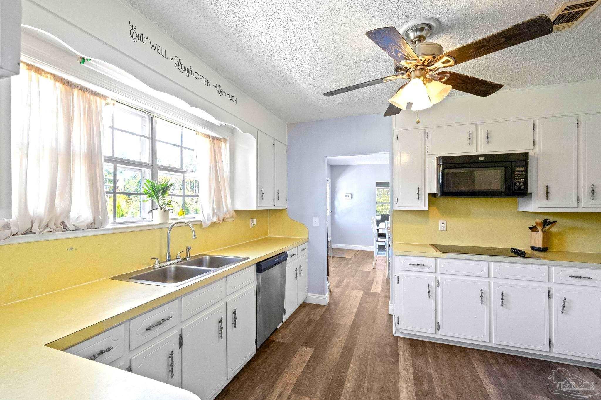 941 Summer Shade Lane Cantonment FL 32533