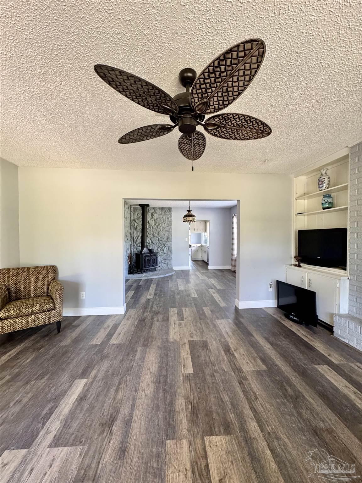 941 Summer Shade Lane Cantonment FL 32533