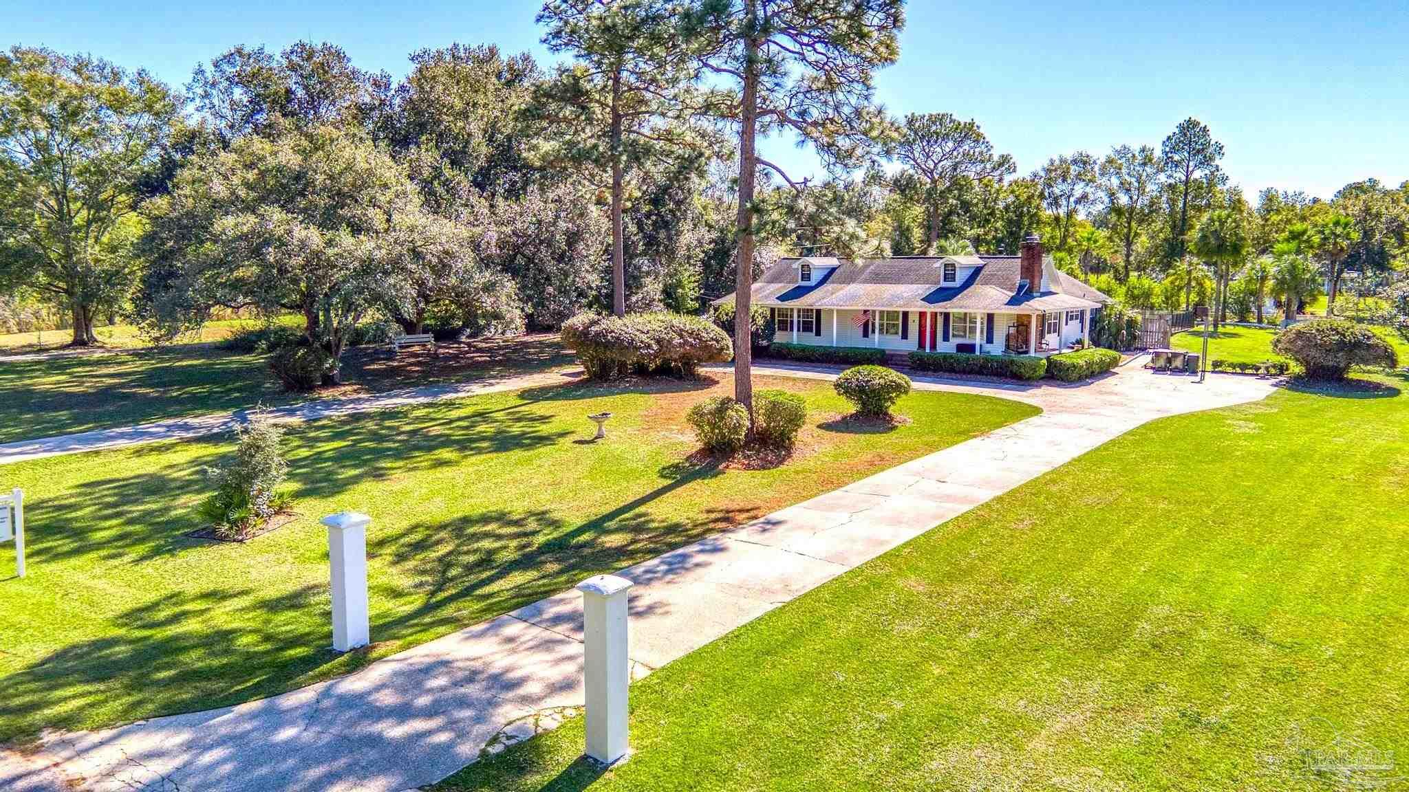 941 Summer Shade Lane Cantonment FL 32533