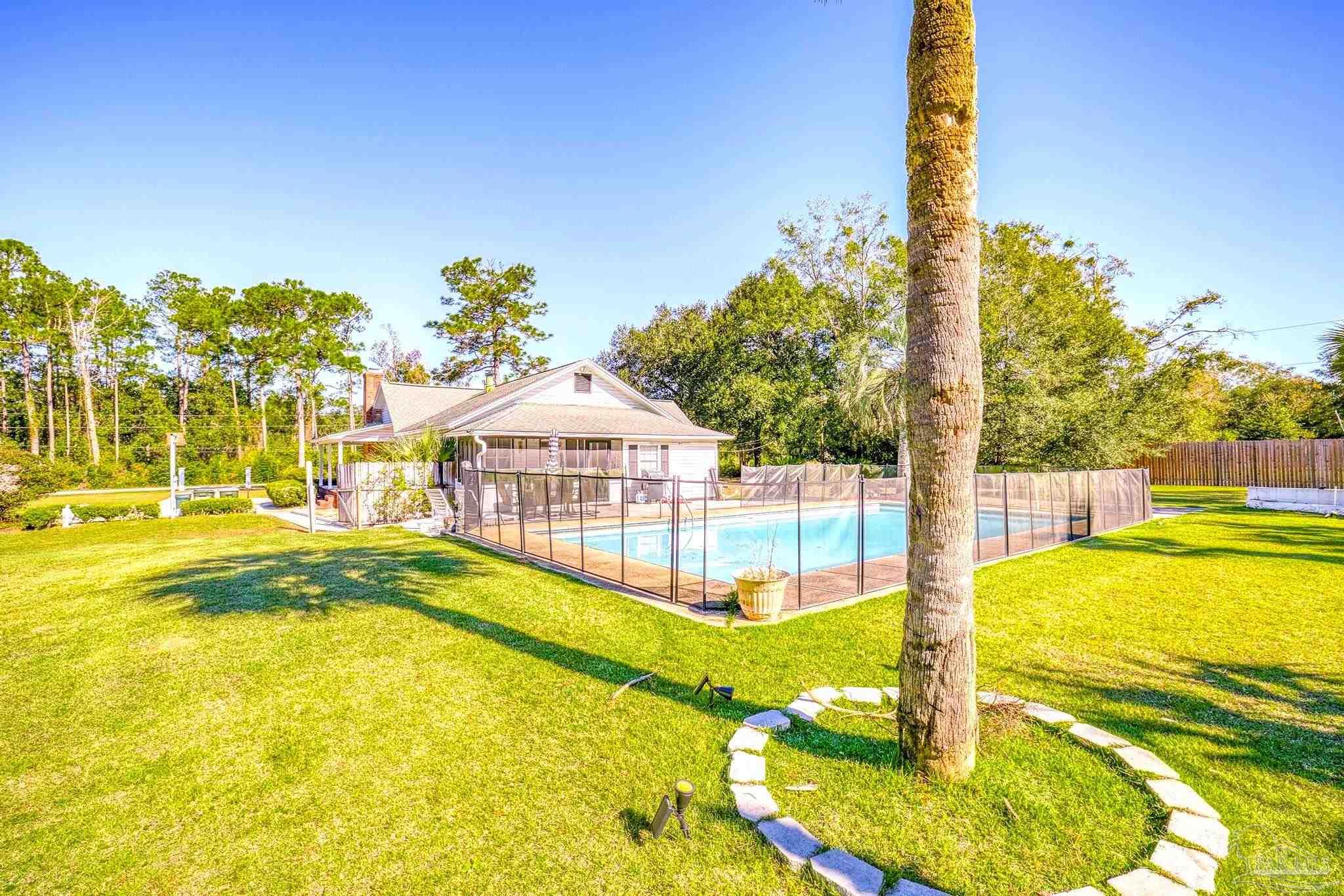 941 Summer Shade Lane Cantonment FL 32533