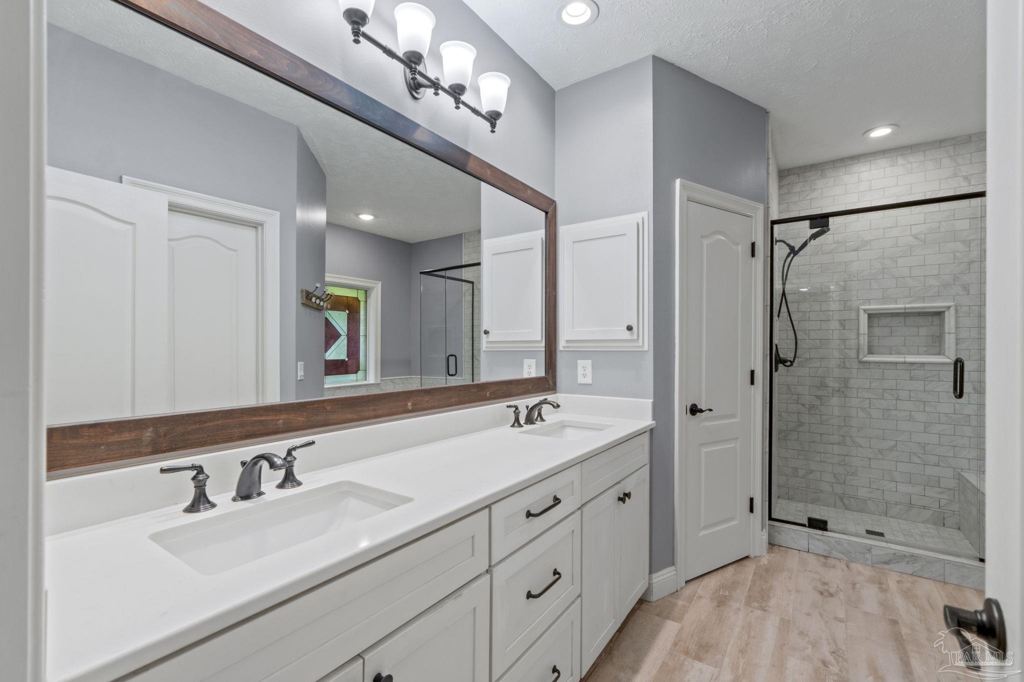 4232 N Cambridge Way Pace FL 32571