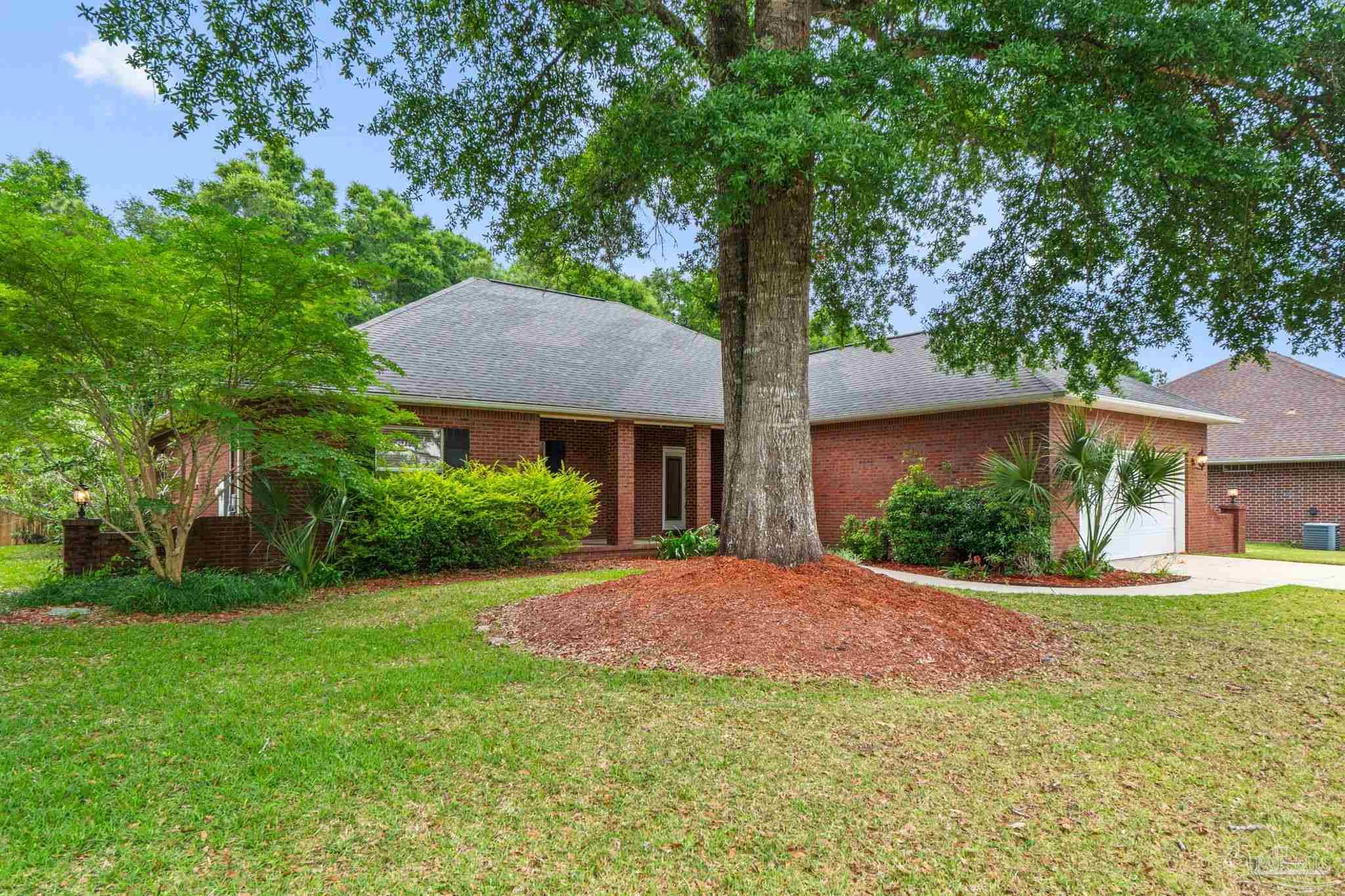 4232 N Cambridge Way Pace FL 32571