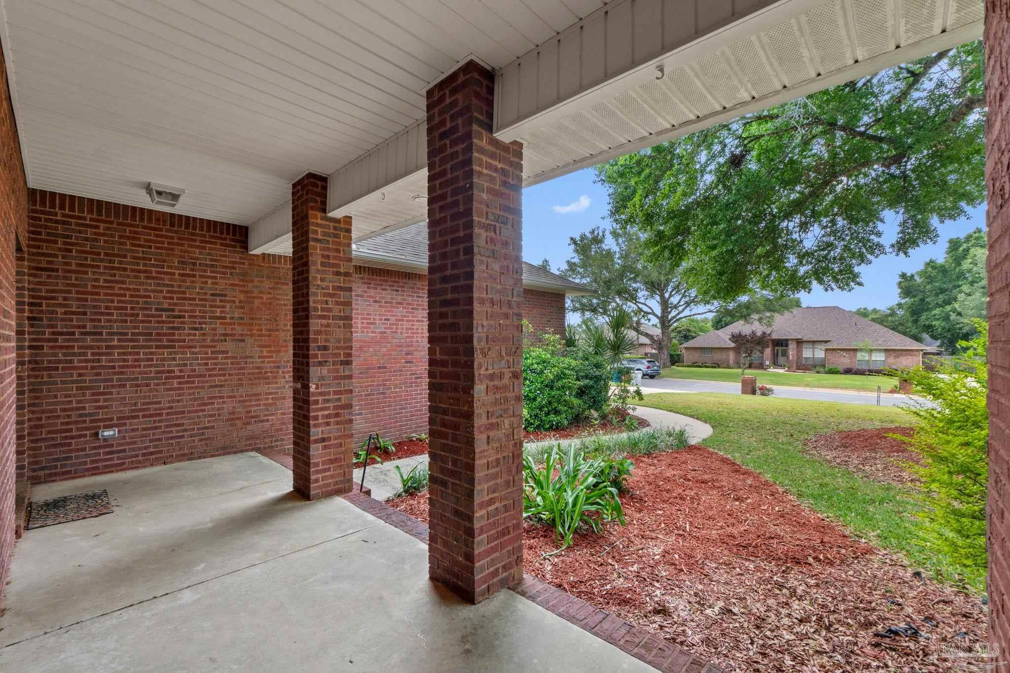 4232 N Cambridge Way Pace FL 32571