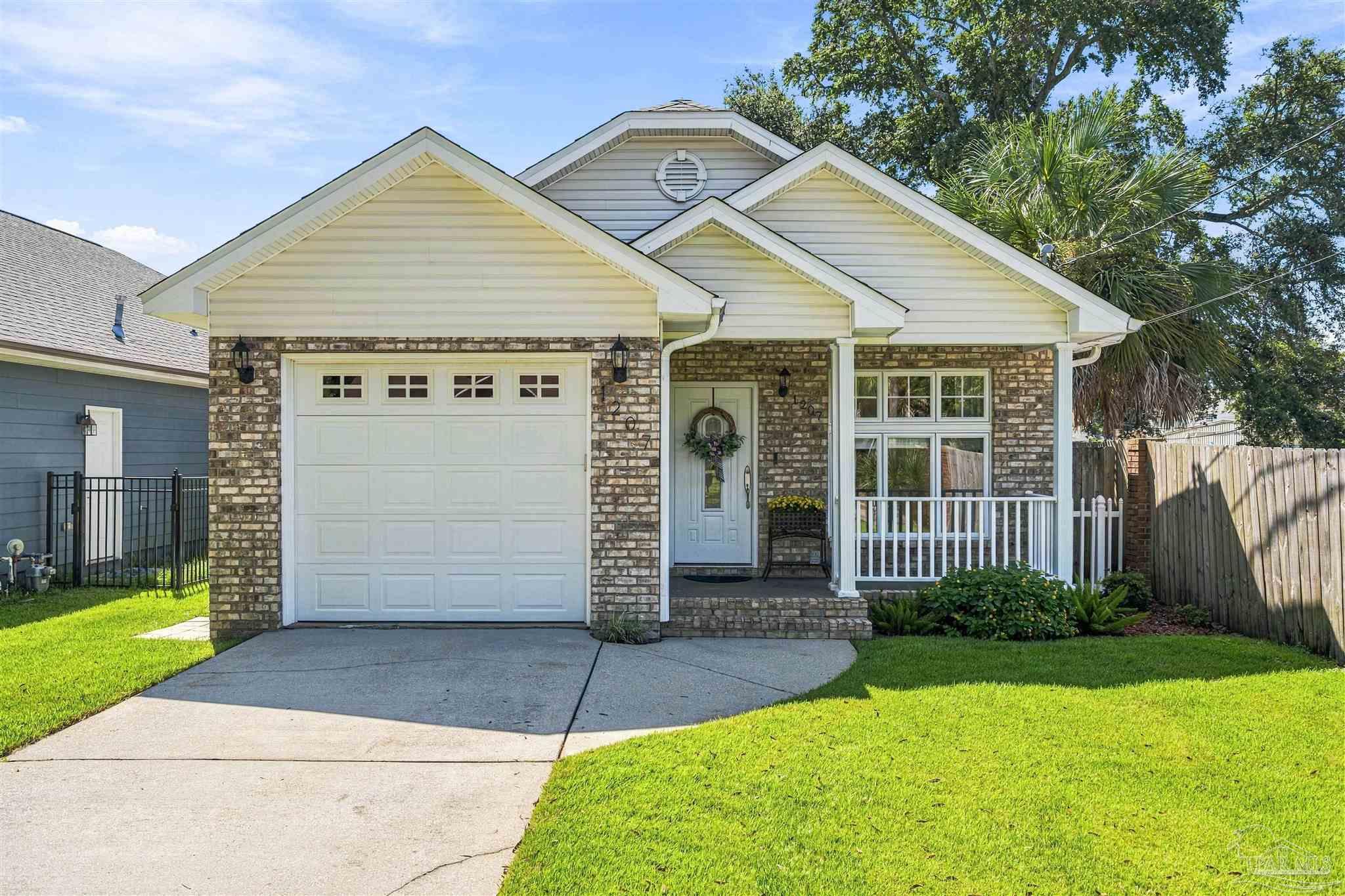 1207 E Hatton Street Pensacola FL 32503