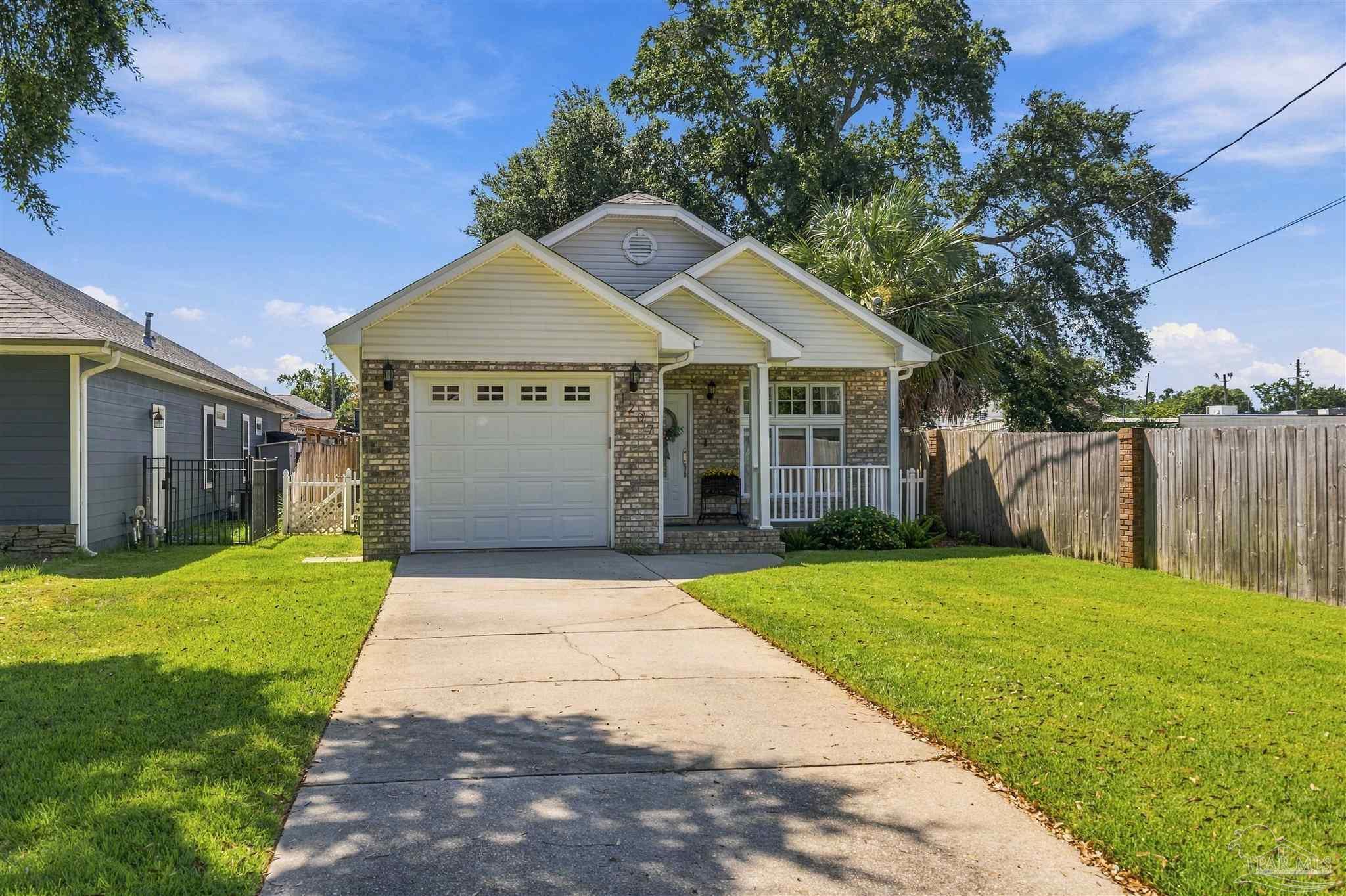 1207 E Hatton Street Pensacola FL 32503