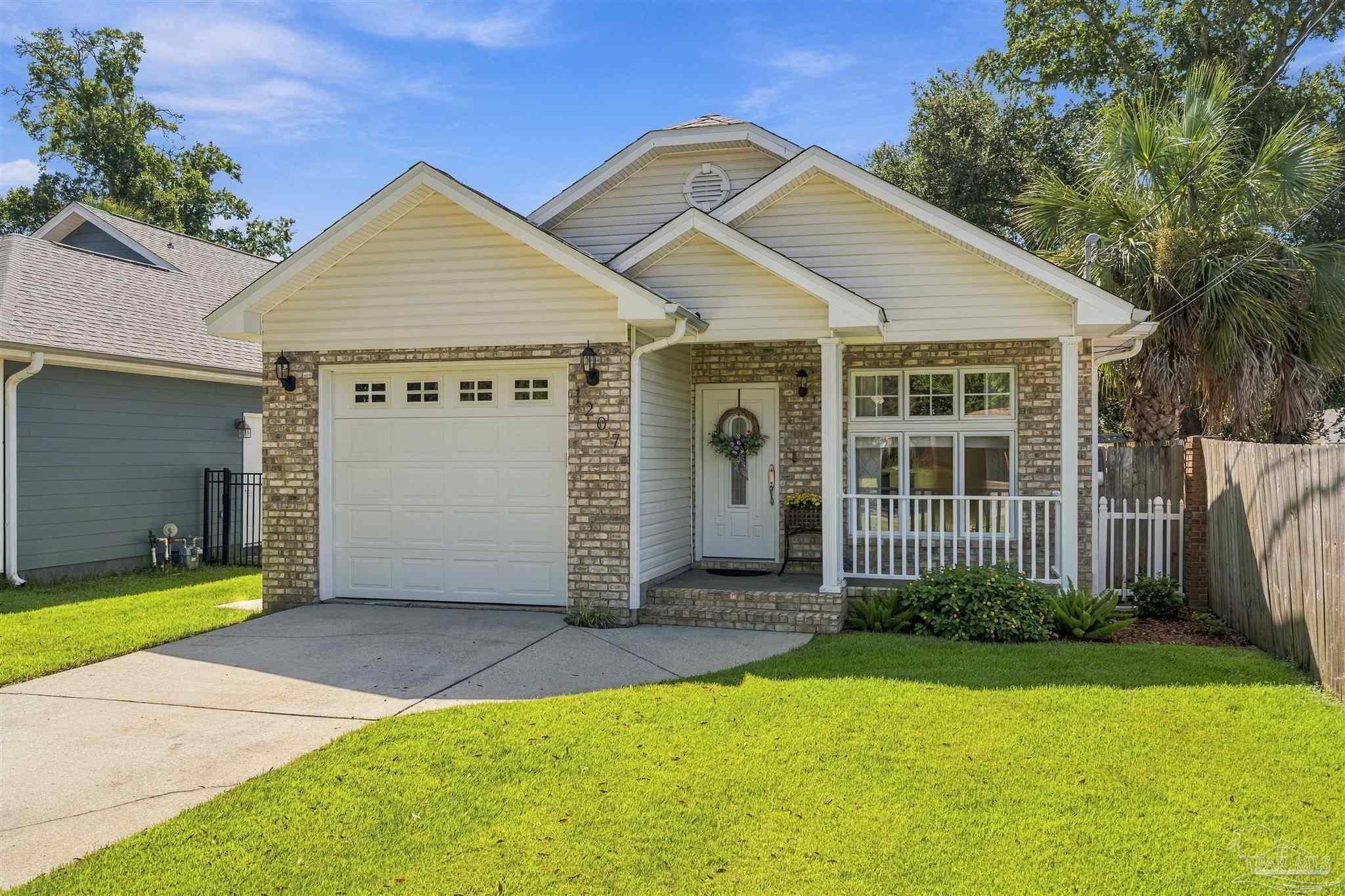 1207 E Hatton Street Pensacola FL 32503