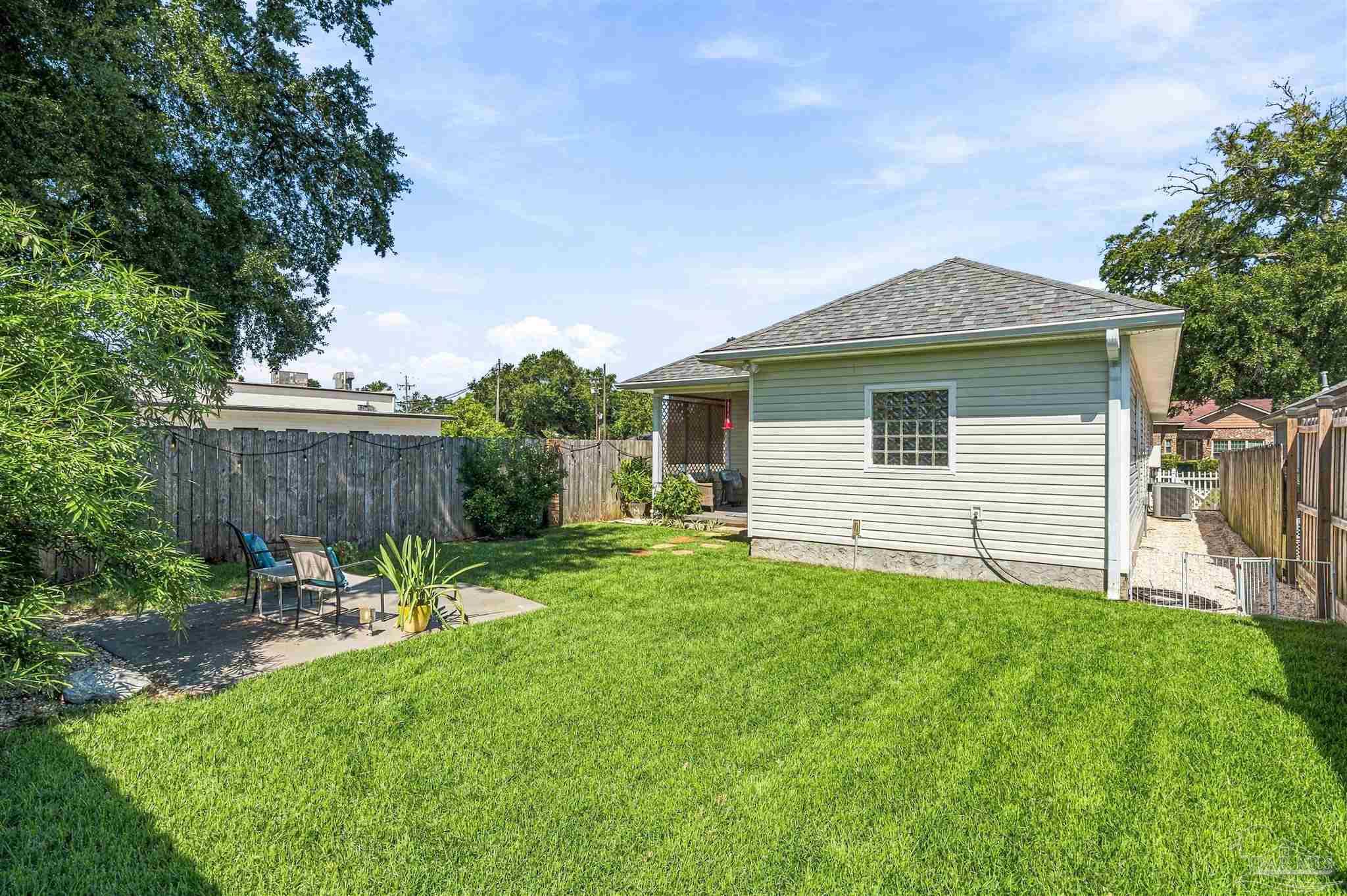 1207 E Hatton Street Pensacola FL 32503