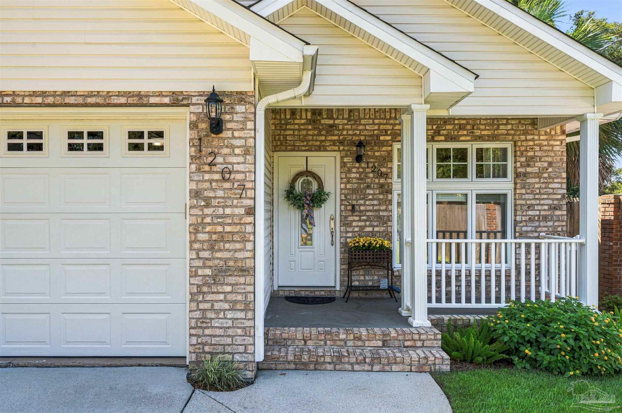 1207 E Hatton Street Pensacola FL 32503