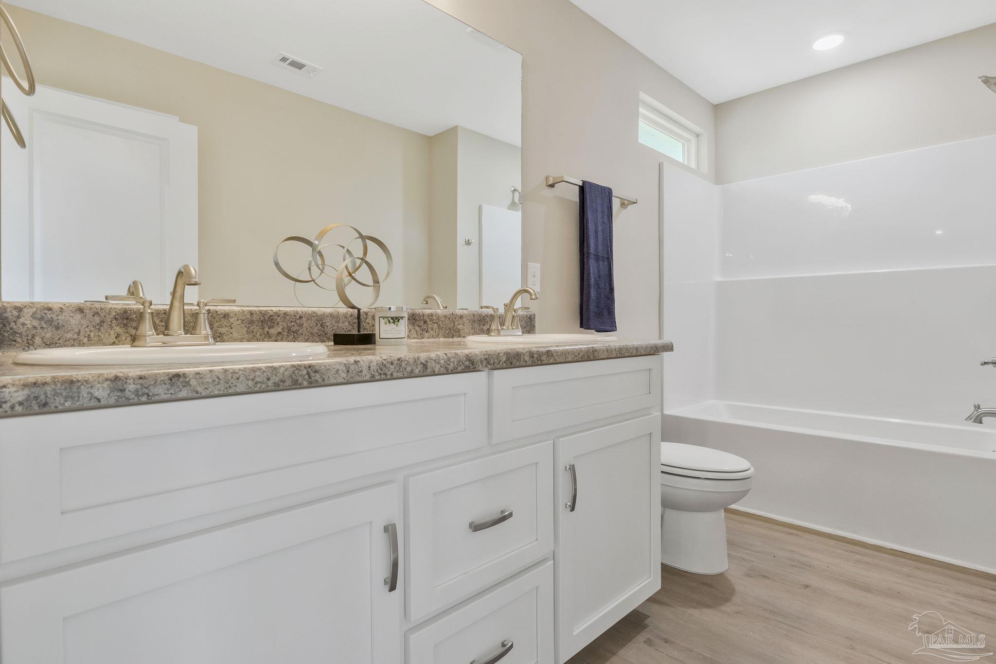 5601 Riviera Drive Milton FL 32583