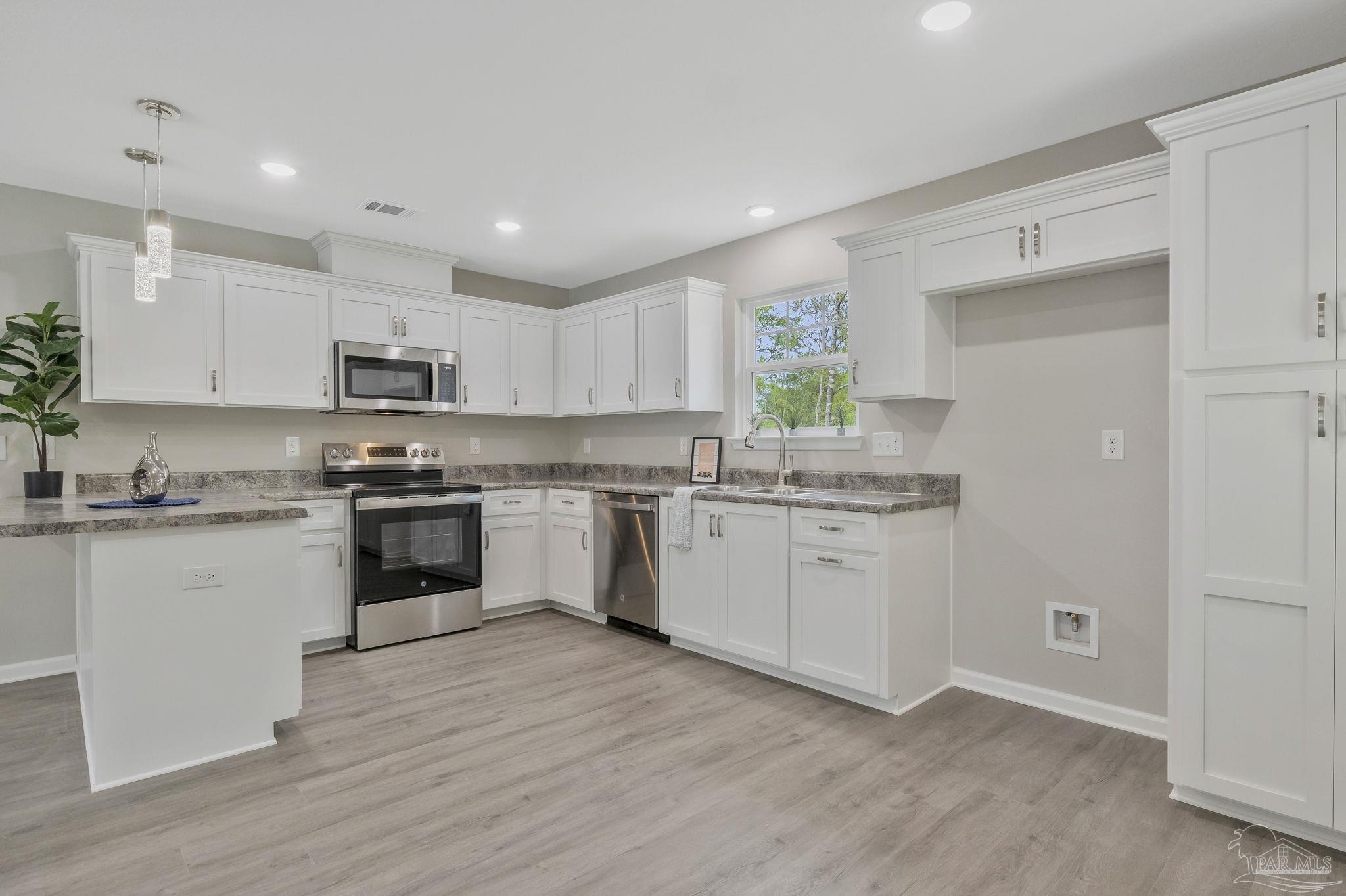 5601 Riviera Drive Milton FL 32583