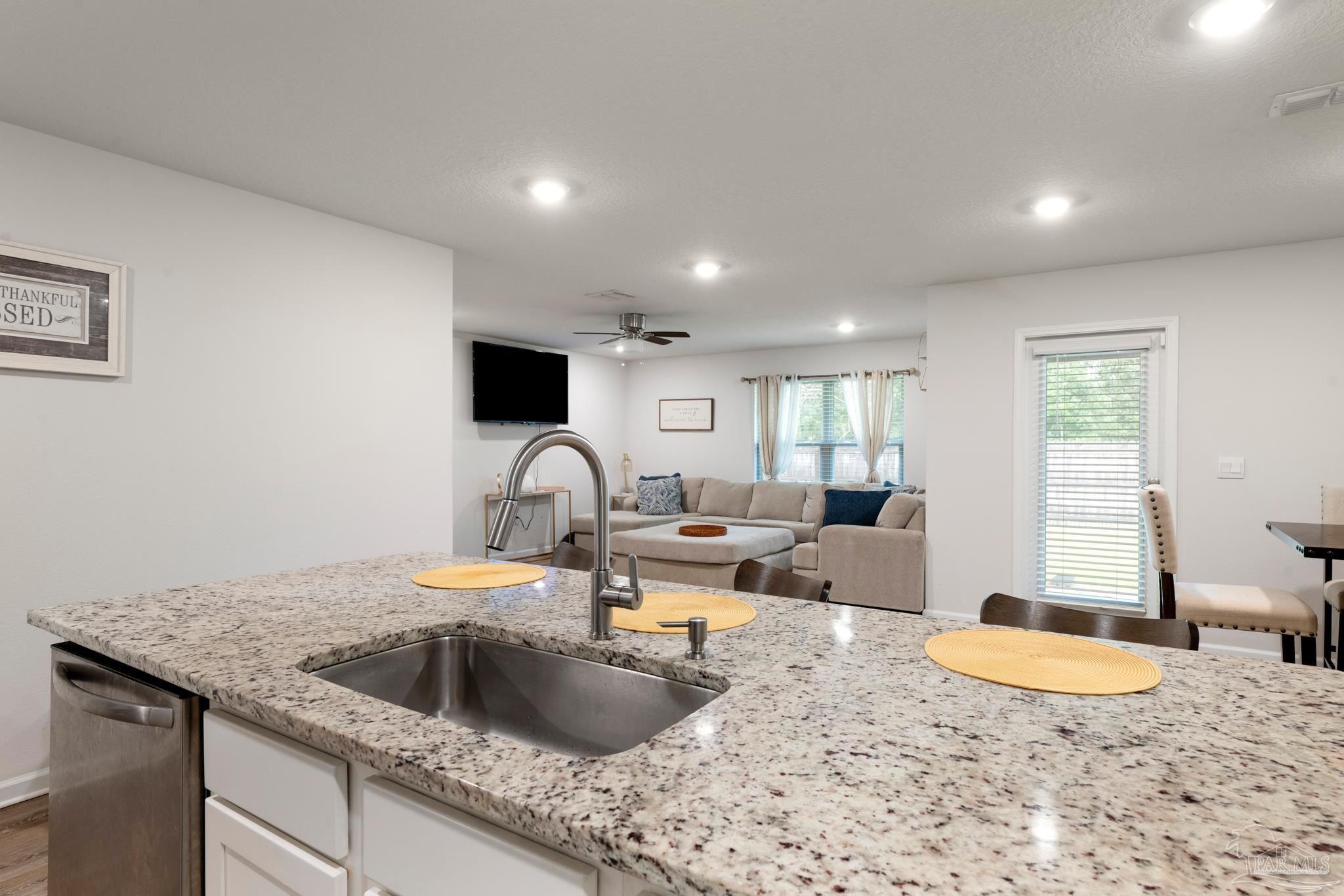 6328 Burrow Lane Pensacola FL 32526