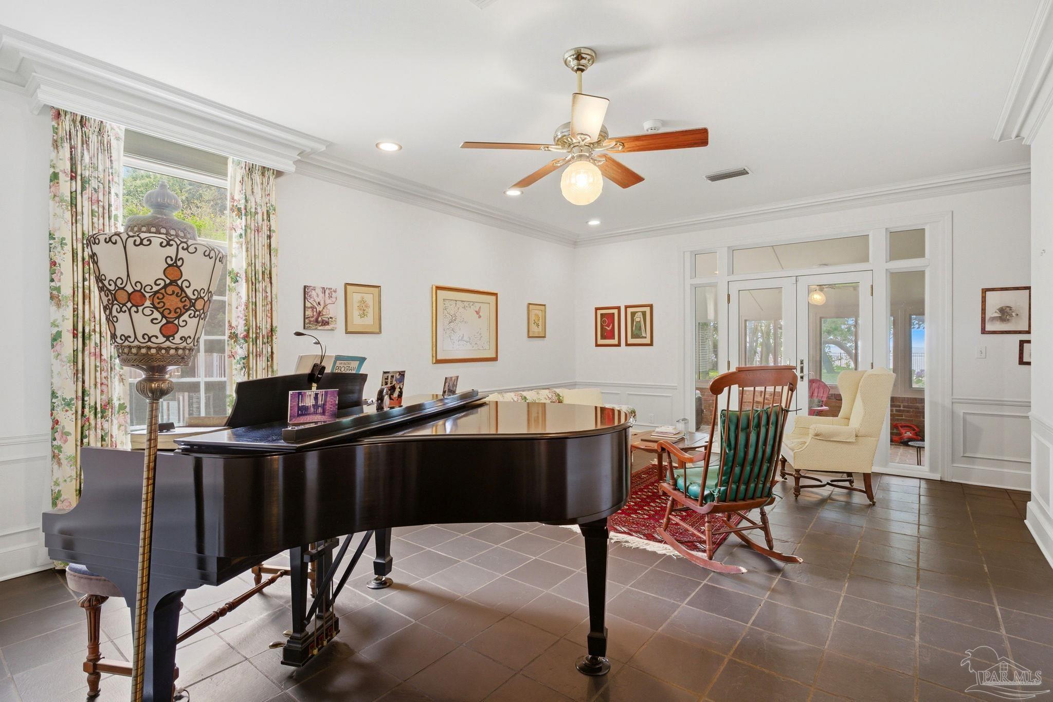 616 Bay Cliffs Road Gulf Breeze FL 32561